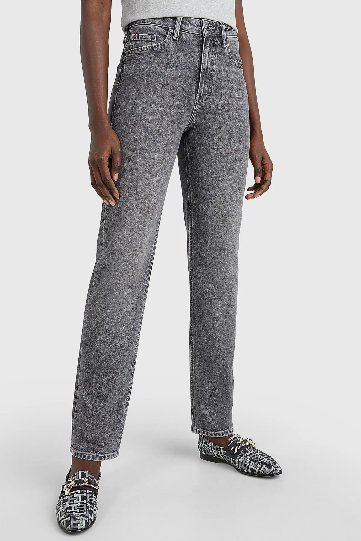 Жіночі сірі джинси NEW CLASSIC STRAIGHT HW NOA 1