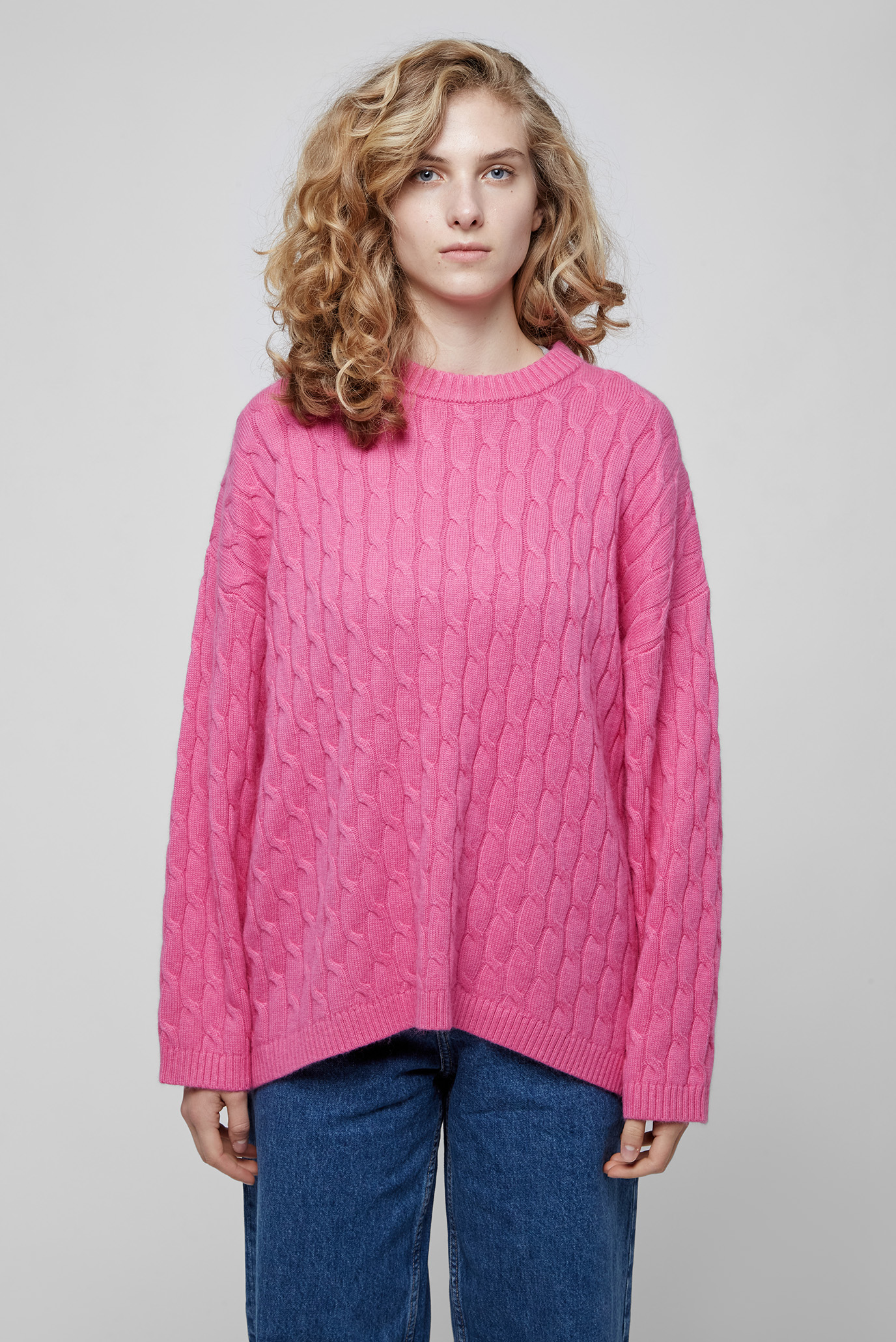 Жіночий рожевий светр 1