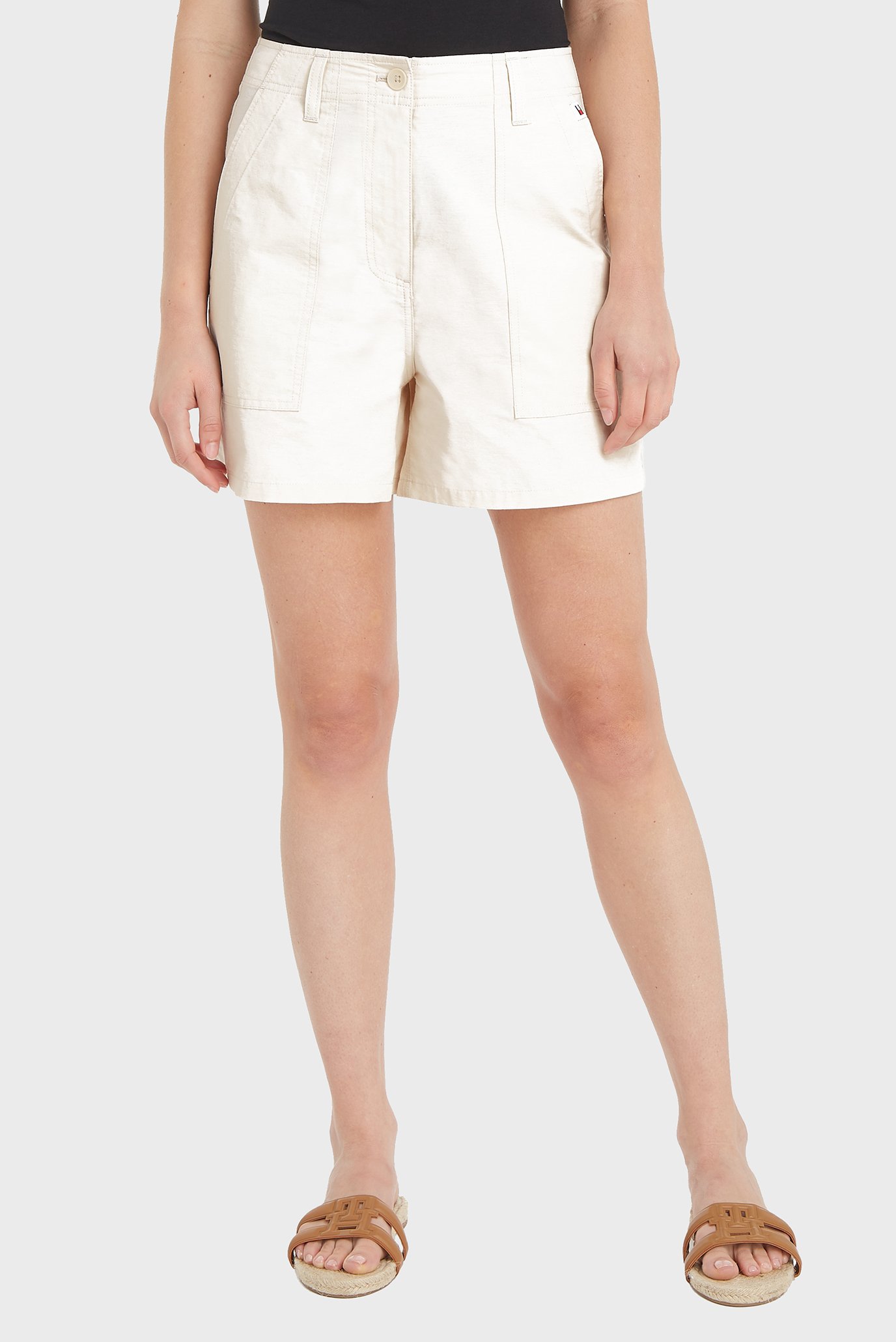 Женские белые шорты TJW HARPER HR CARGO Белый 28 Tommy Jeans DW0DW17971 Женские белые шорты TJW HARPER HR CARGO Белый 28 Tommy Jeans DW0DW17971