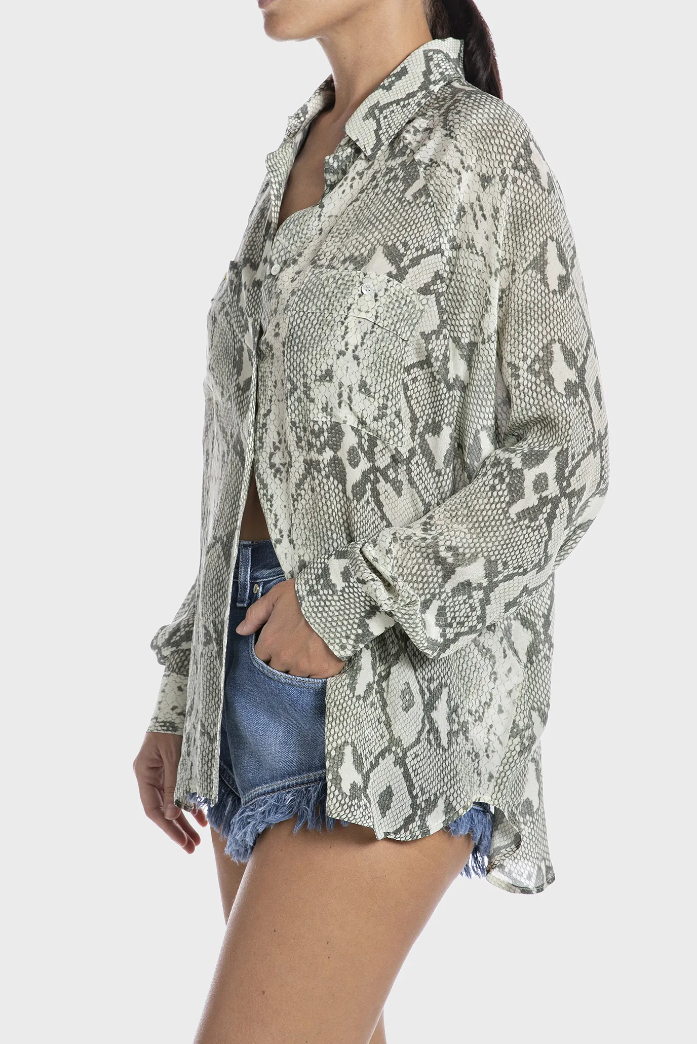 Жіноча блуза з візерунком 3