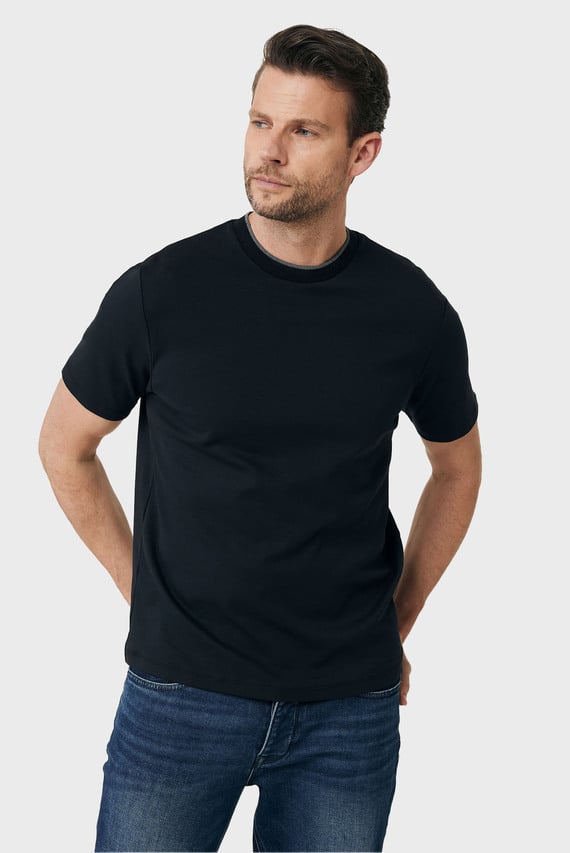 Мужские футболки - универсальность и комфорт