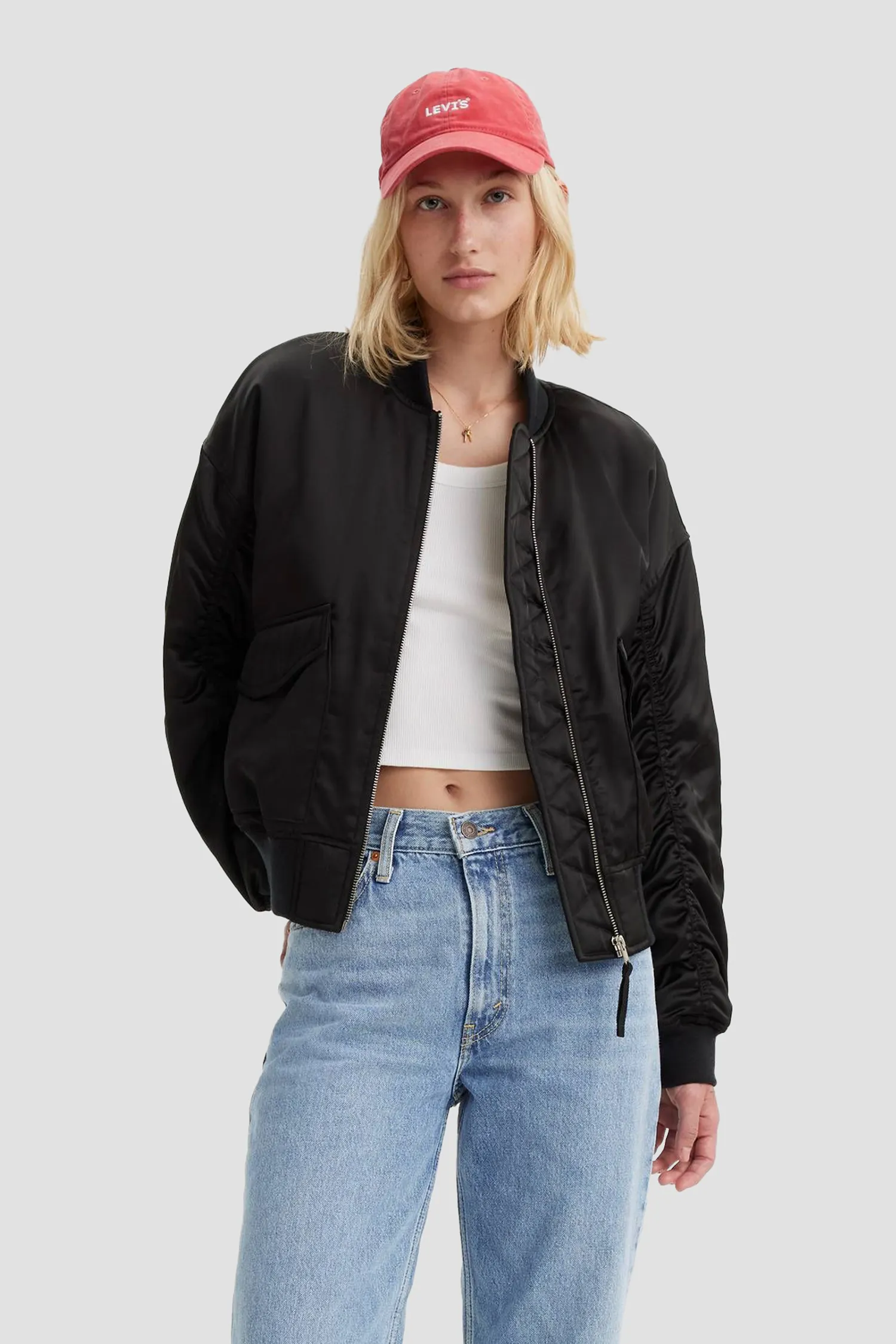 Жіночий чорний бомбер 4