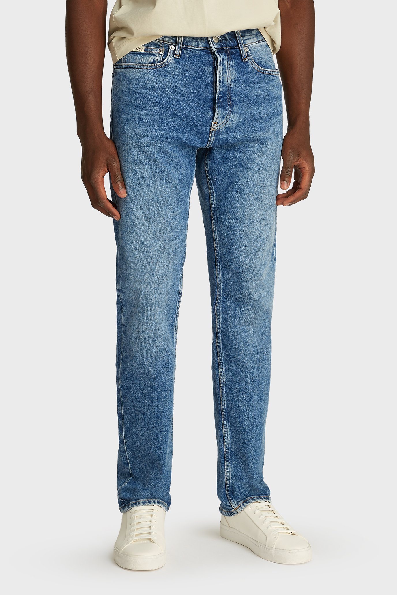 Мужские синие джинсы STANDARD STRAIGHT Синий 33-32 Calvin Klein Jeans J30J326882 Мужские синие джинсы STANDARD STRAIGHT Синий 33-32 Calvin Klein Jeans J30J326882