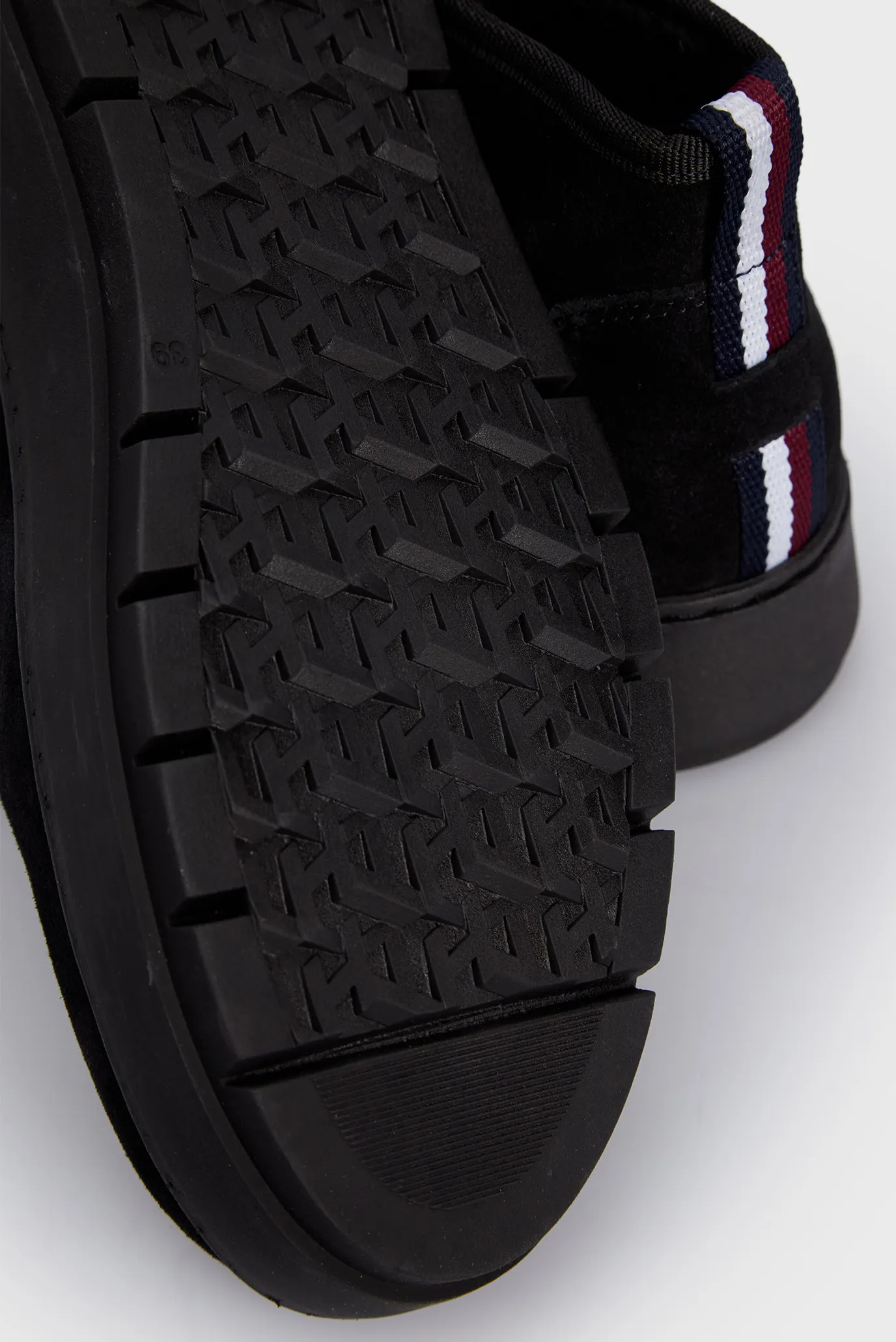 Женские черные замшевые угги COOL SUEDE SNOWBOOT 5