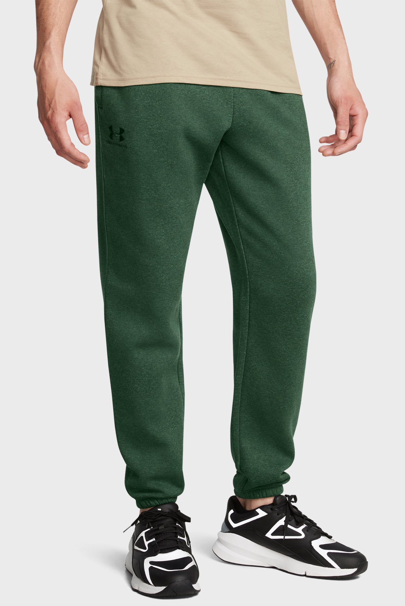 Чоловічі зелені спортивні штани UA Essential Fleece Jogger 1