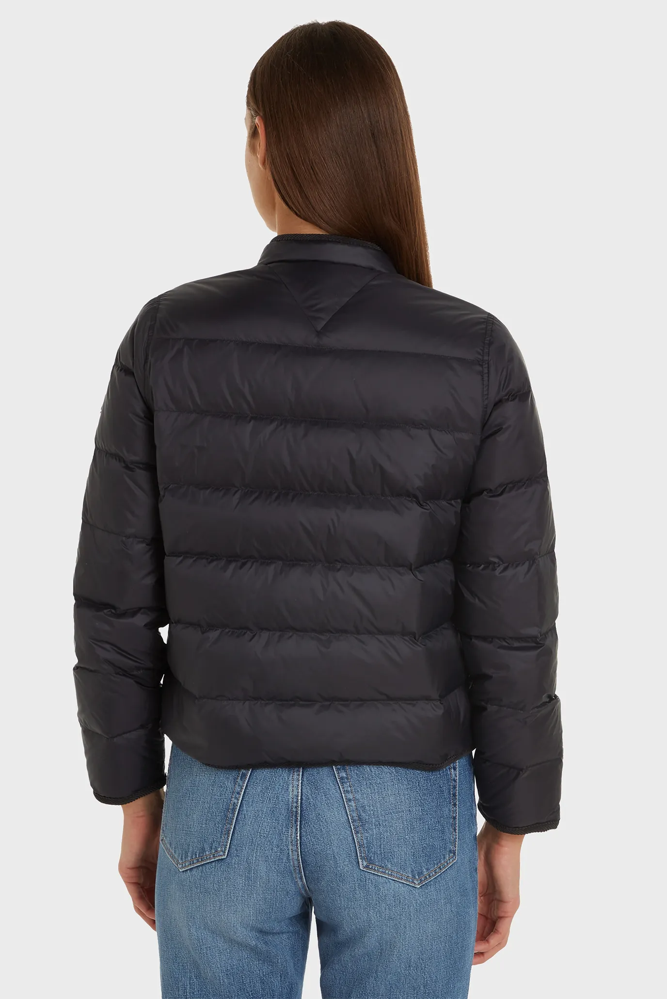 Жіночий чорний пуховик LW DOWN COLLARLESS JACKET 2