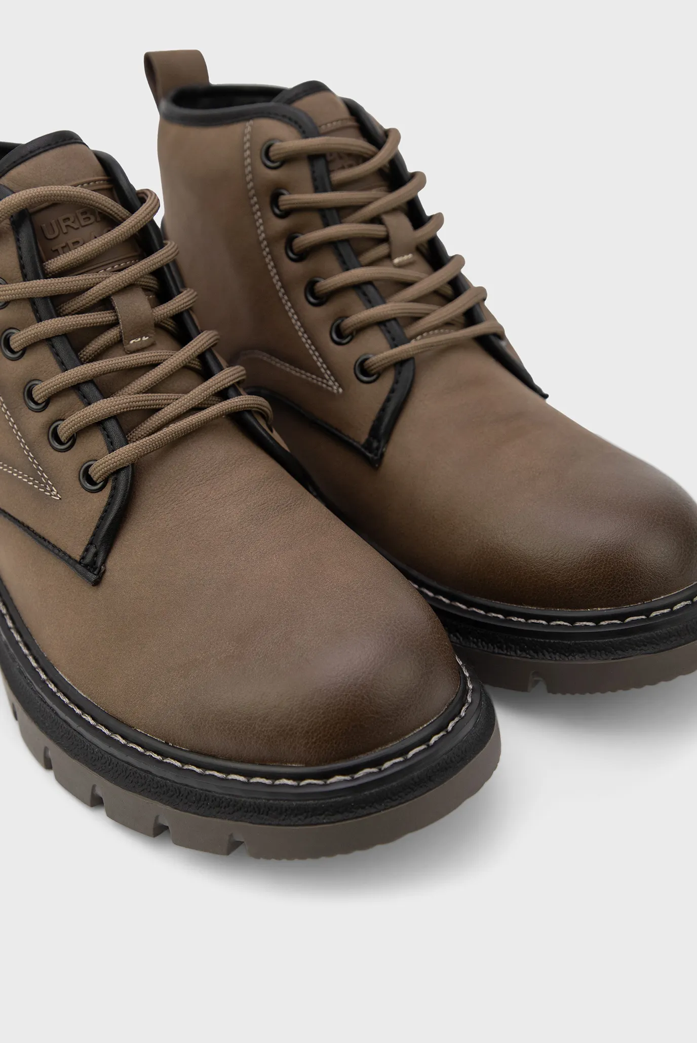 Чоловічі коричневі нубукові черевики 2