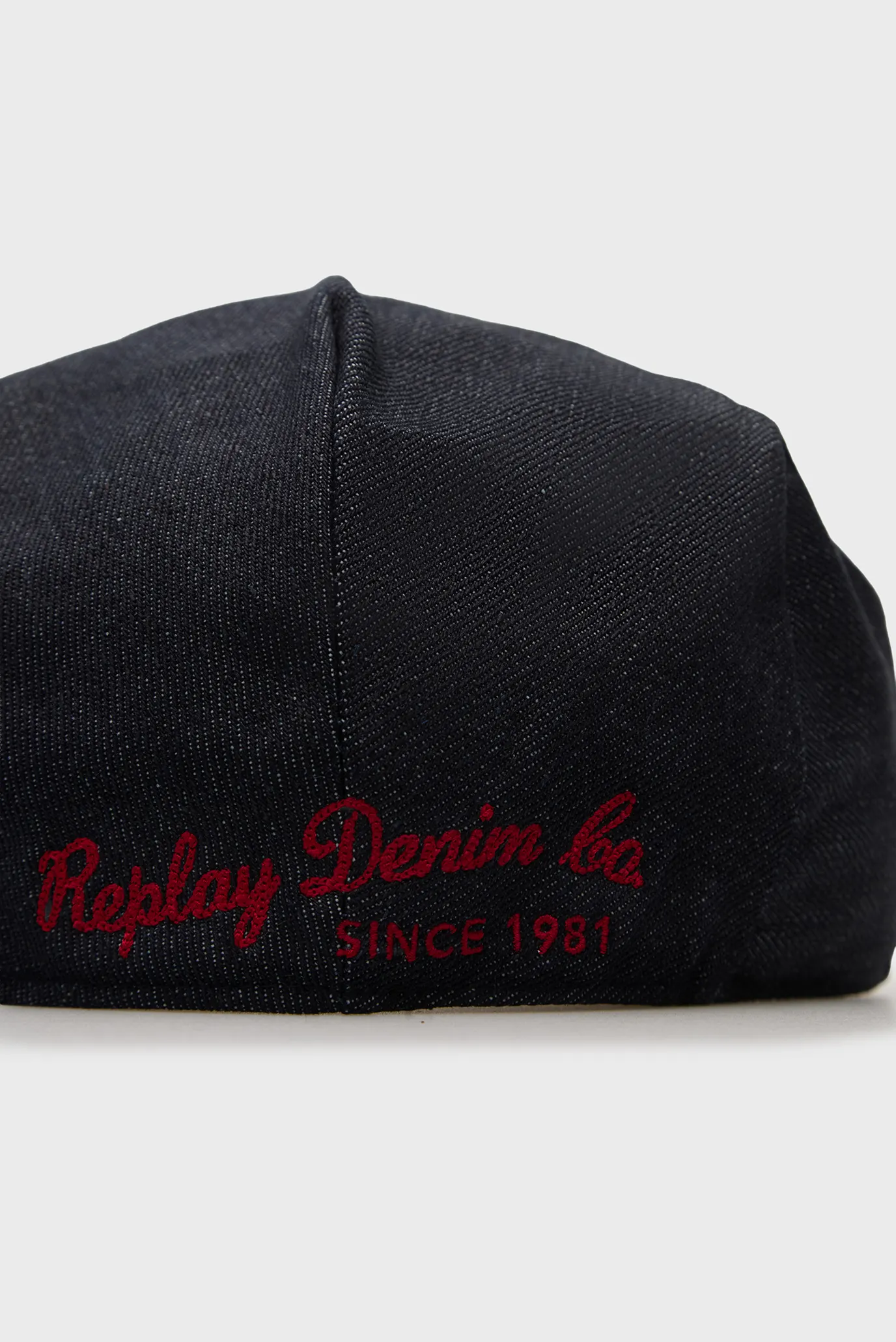 Темно-синее кепи 3