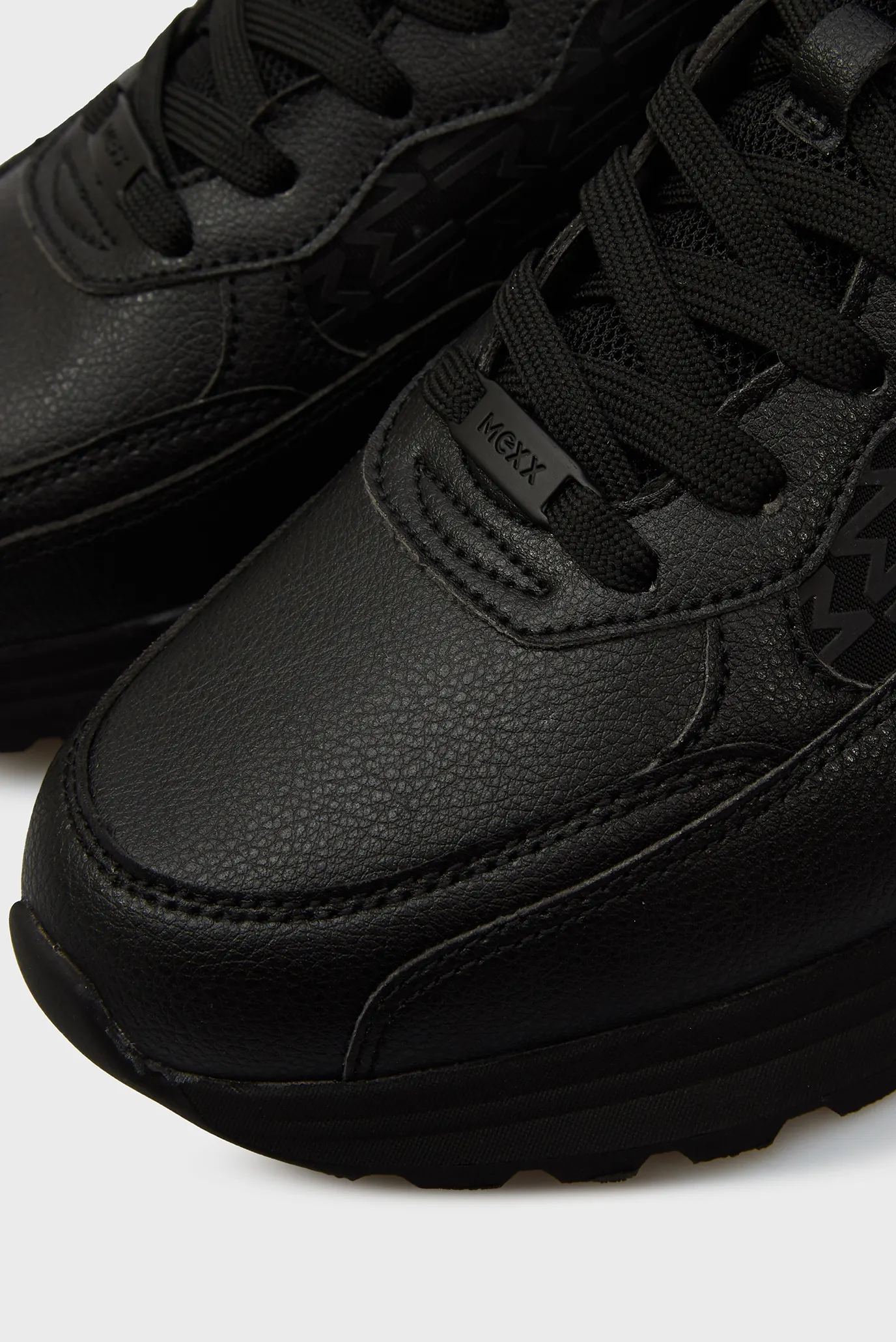 Чоловічі чорні кросівки ORIAN OWYN 2