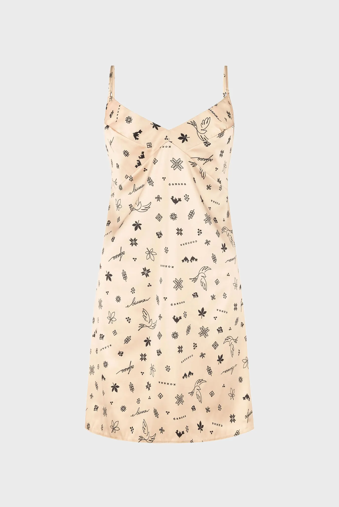 Женская бежевая ночная рубашка с узором 1