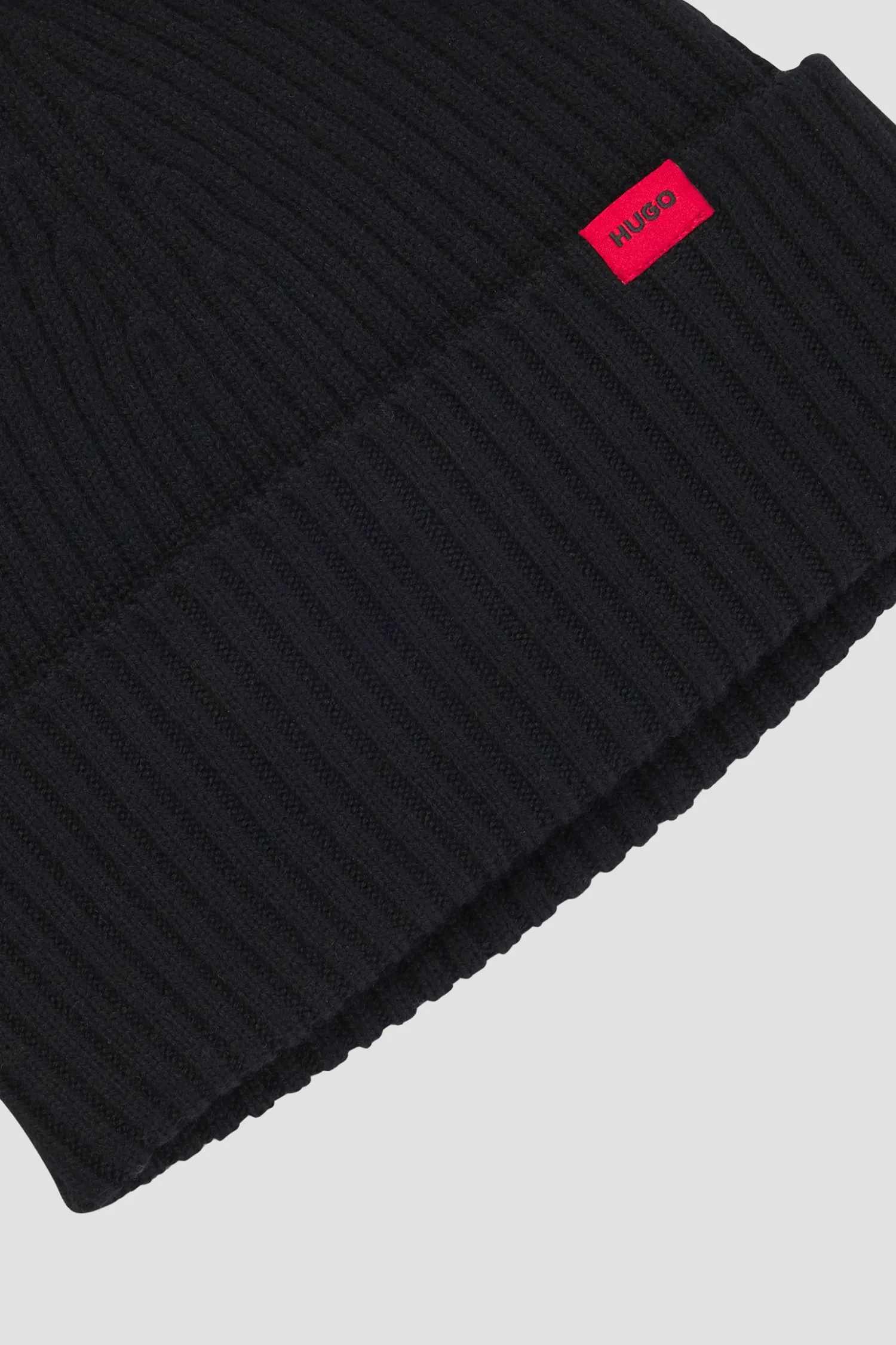 Чоловіча чорна вовняна шапка 3