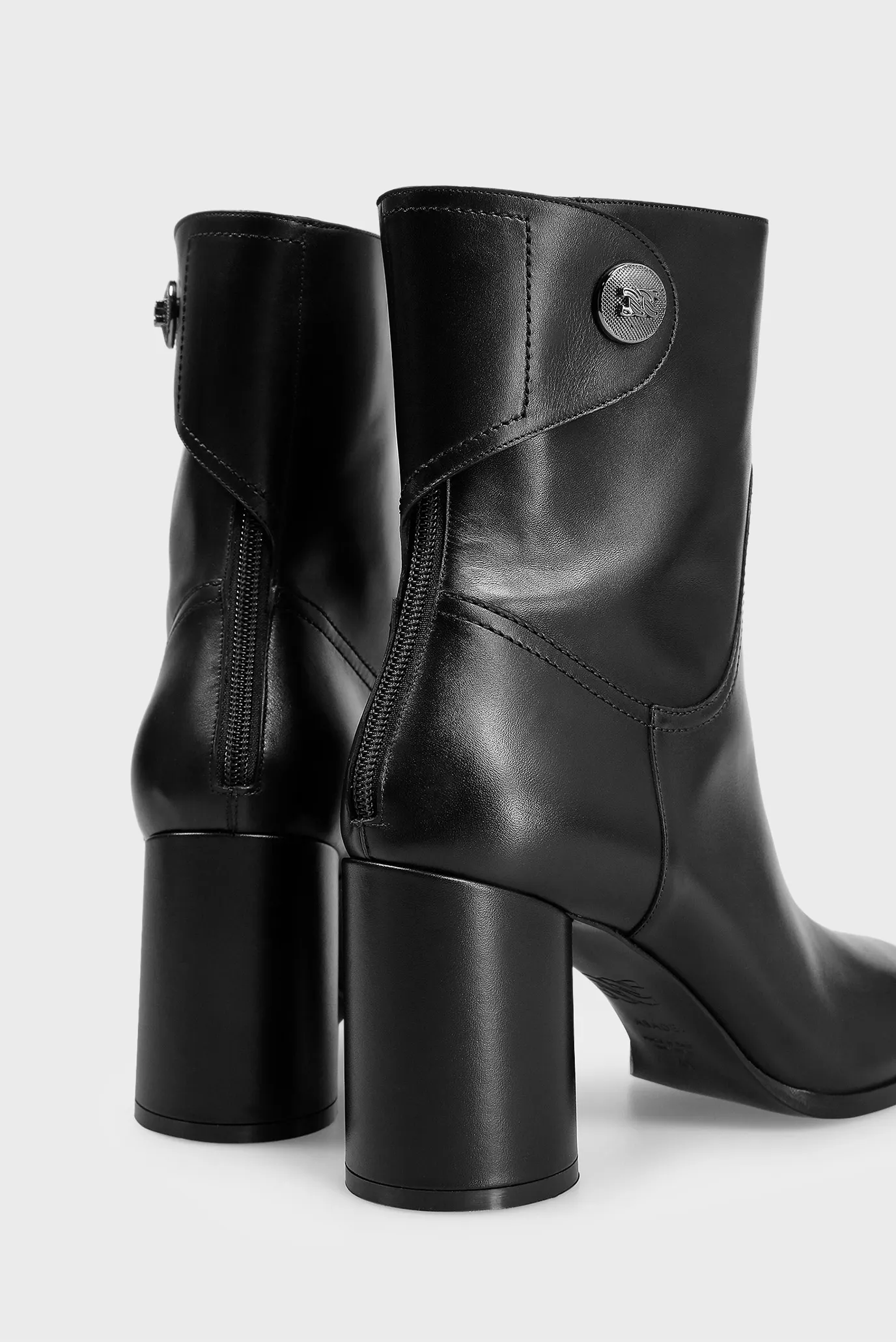 Женские черные кожаные ботильоны 4
