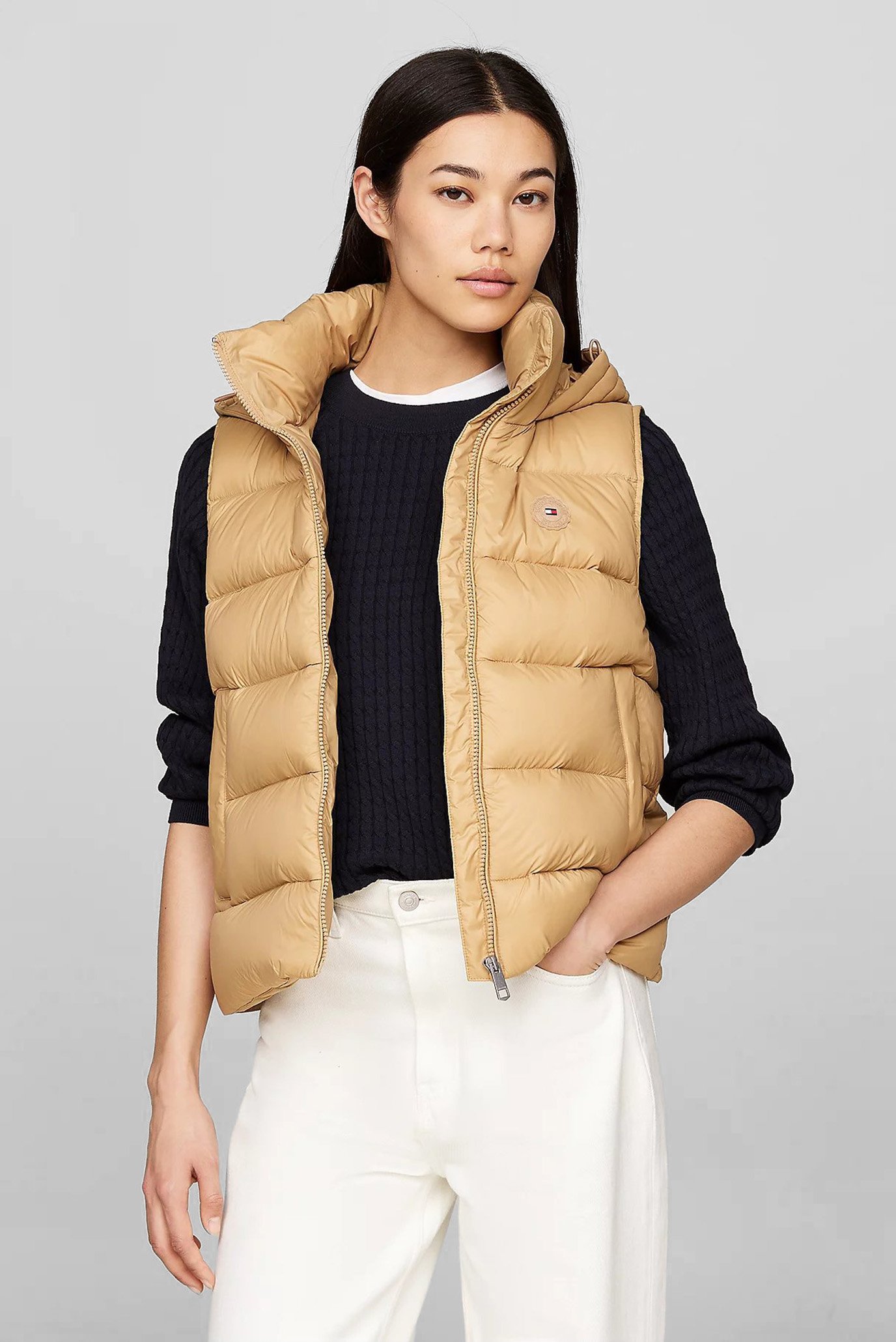 Женский бежевый пуховой жилет LW DOWN CASUAL VEST 1