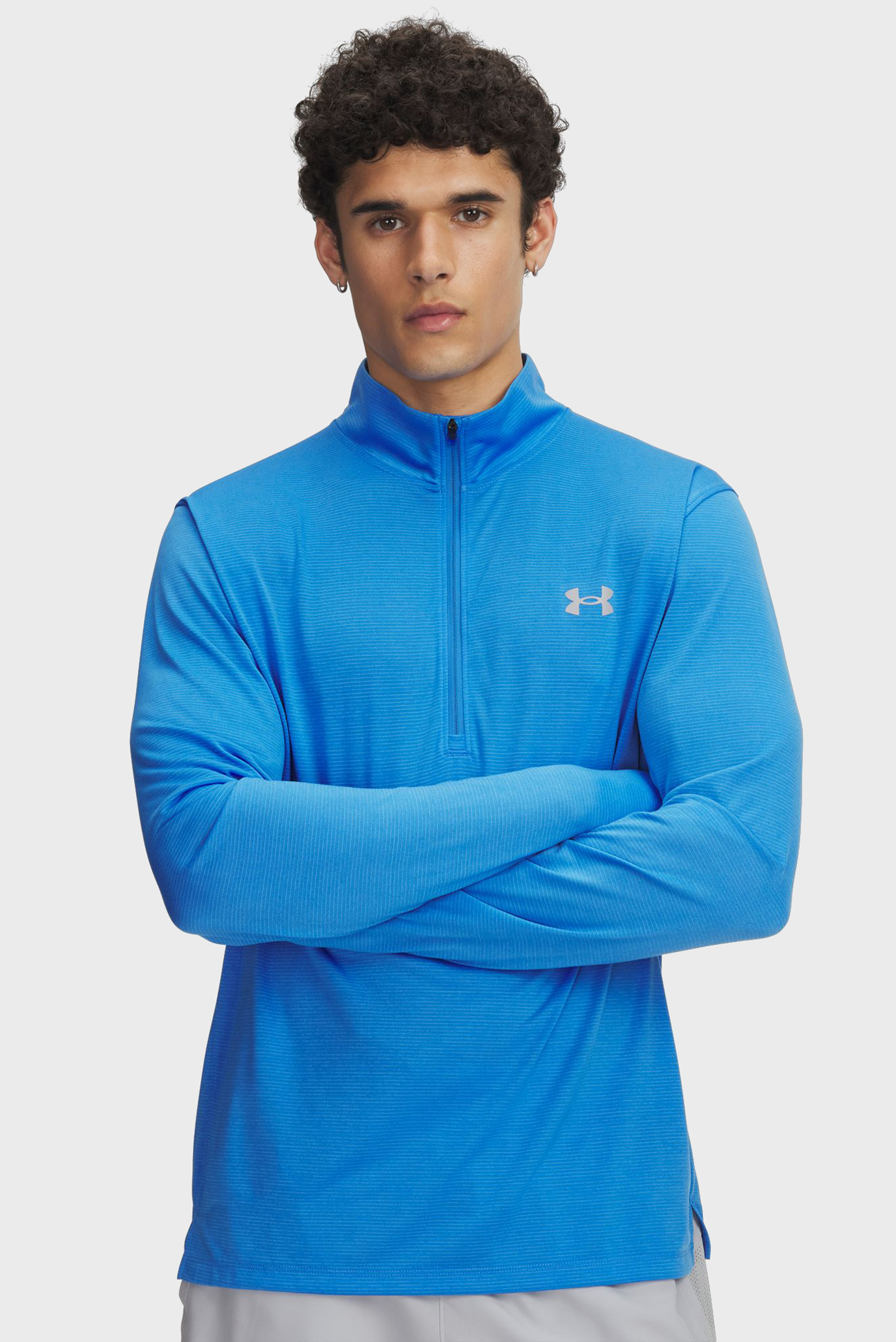 Мужской голубой лонгслив UA LAUNCH 1/4 ZIP Голубой XL Under Armour 6005542-402 Мужской голубой лонгслив UA LAUNCH 1/4 ZIP Голубой XL Under Armour 6005542-402