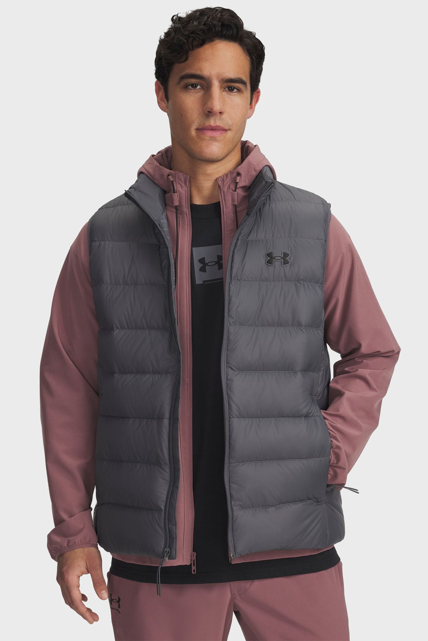 Мужской серый жилет LEGEND DOWN VEST Серый 3XL Under Armour 1385838-025 Мужской серый жилет LEGEND DOWN VEST Серый 3XL Under Armour 1385838-025