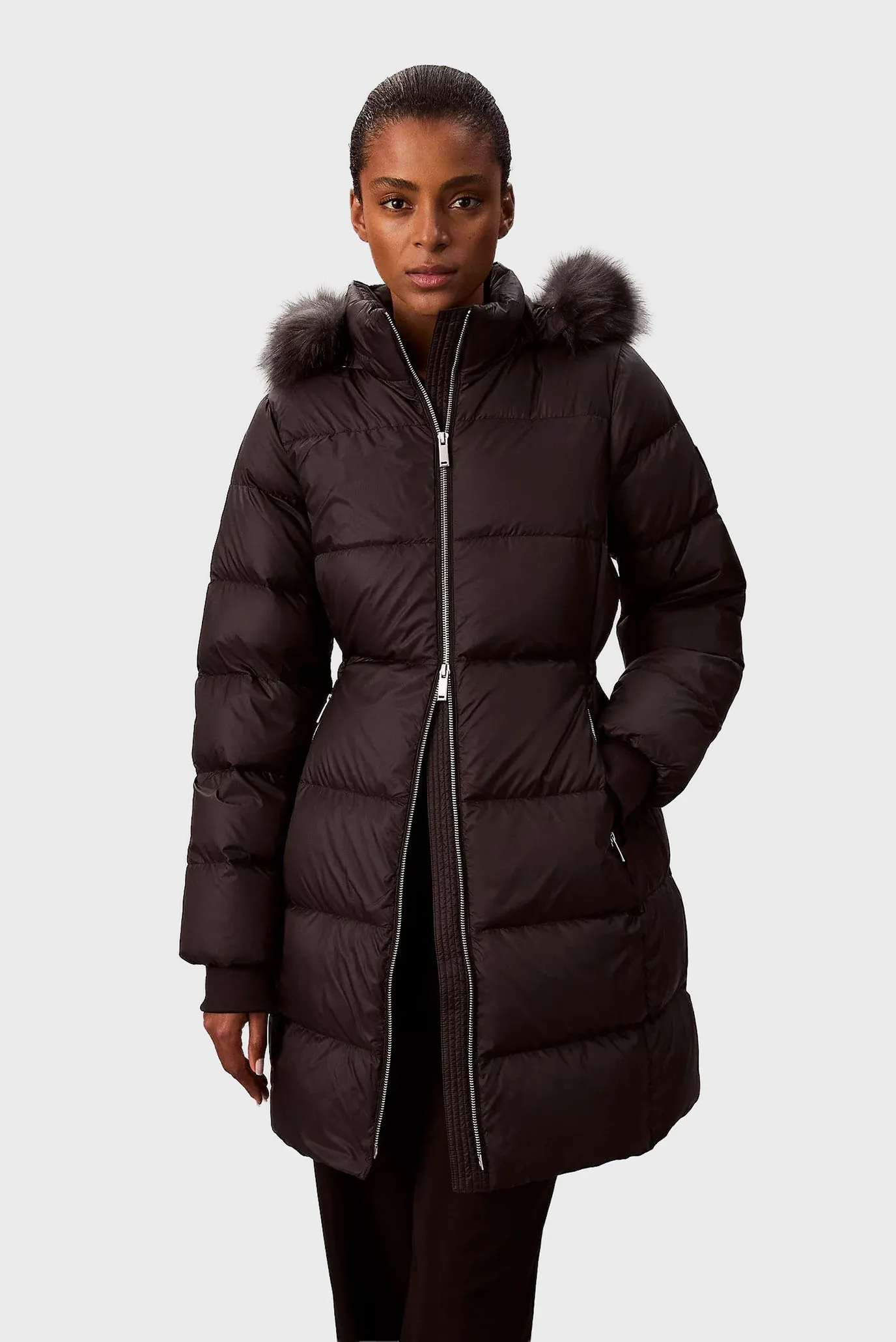 Жіночий чорний пуховик LONG DOWN 1