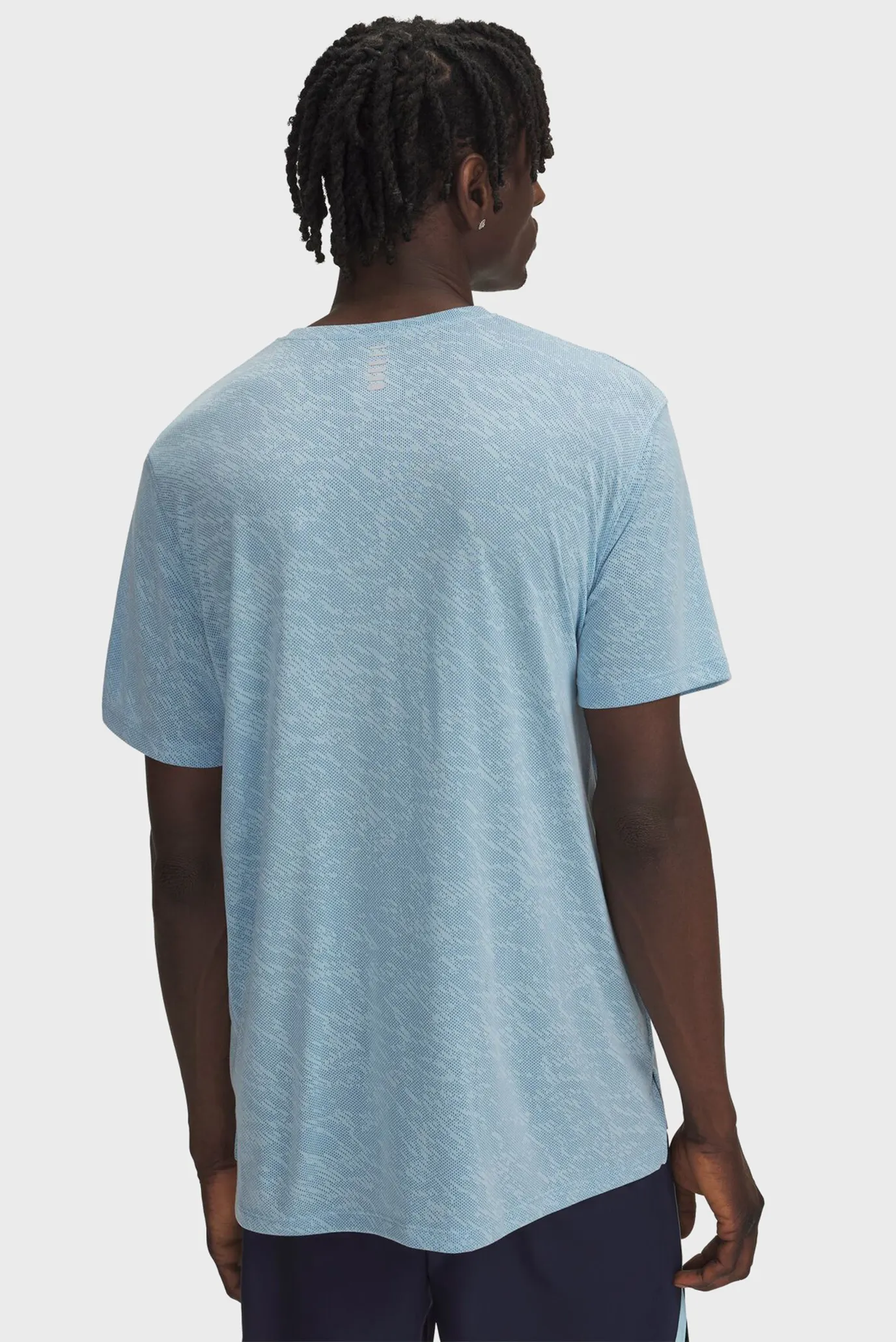 Мужская голубая футболка UA LAUNCH CAMO SHORTSLEEVE 2