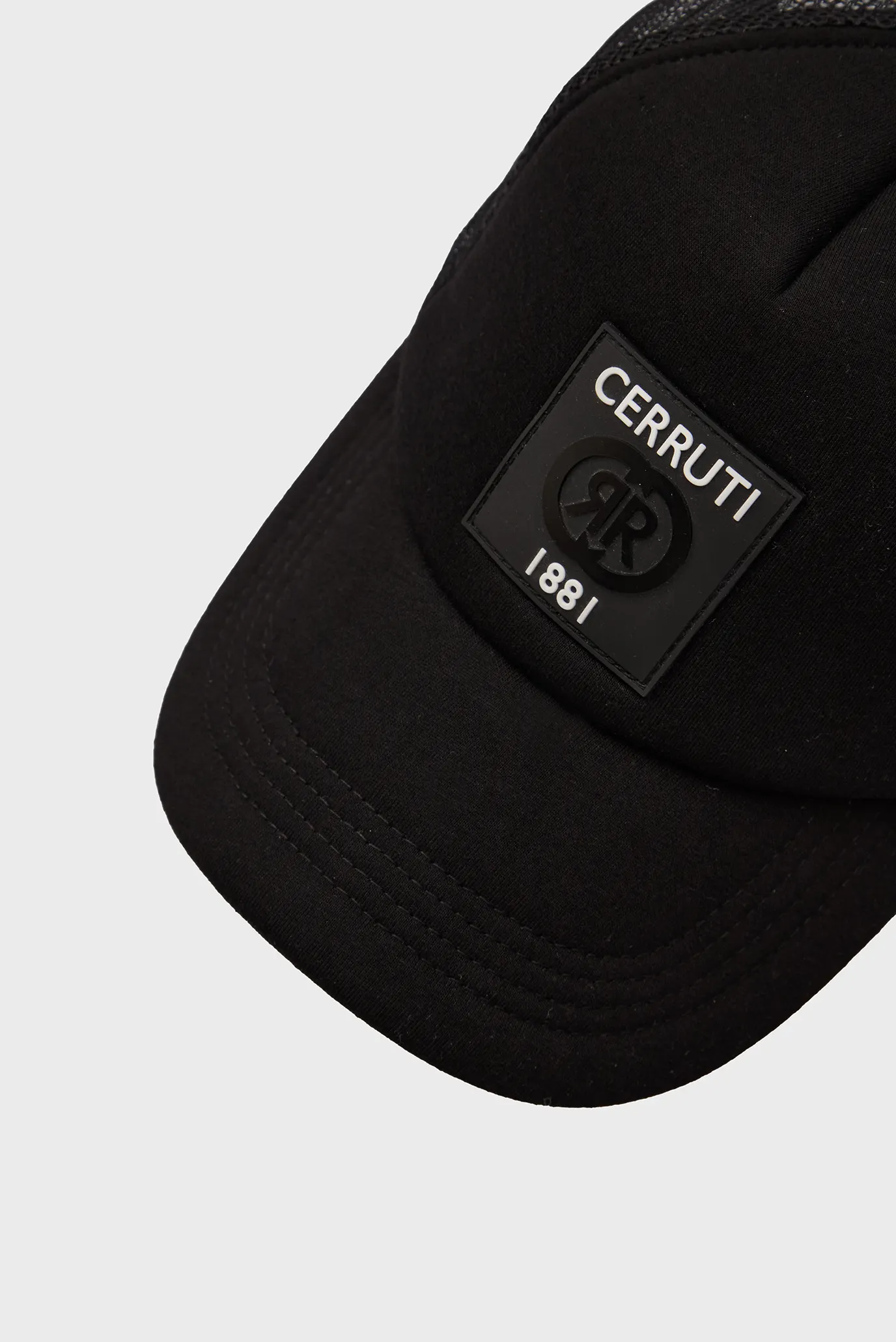 Чоловіча чорна кепка 3