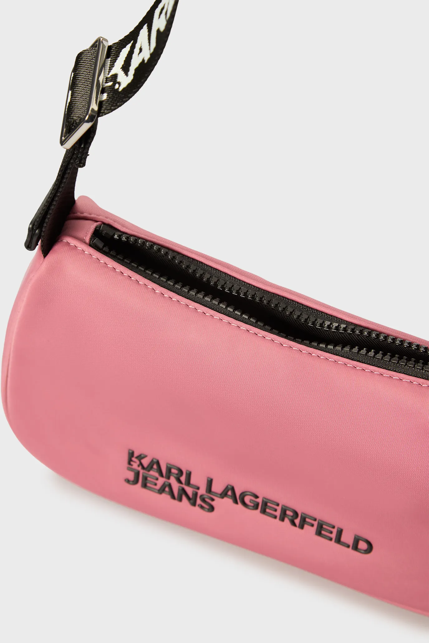 Женская розовая сумка essential 5