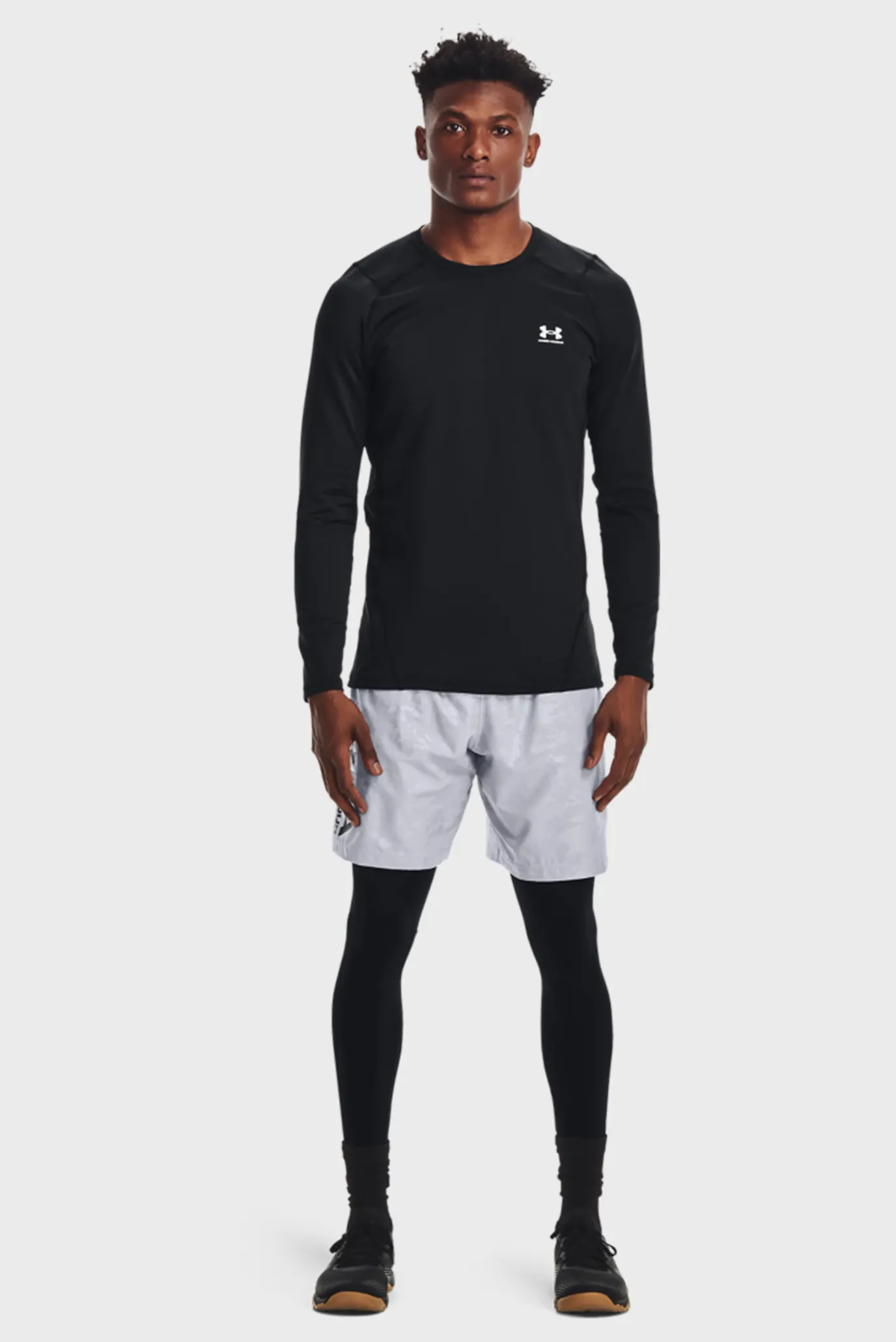 Мужской черный термореглан UA CG Armour Fitted Crew 2