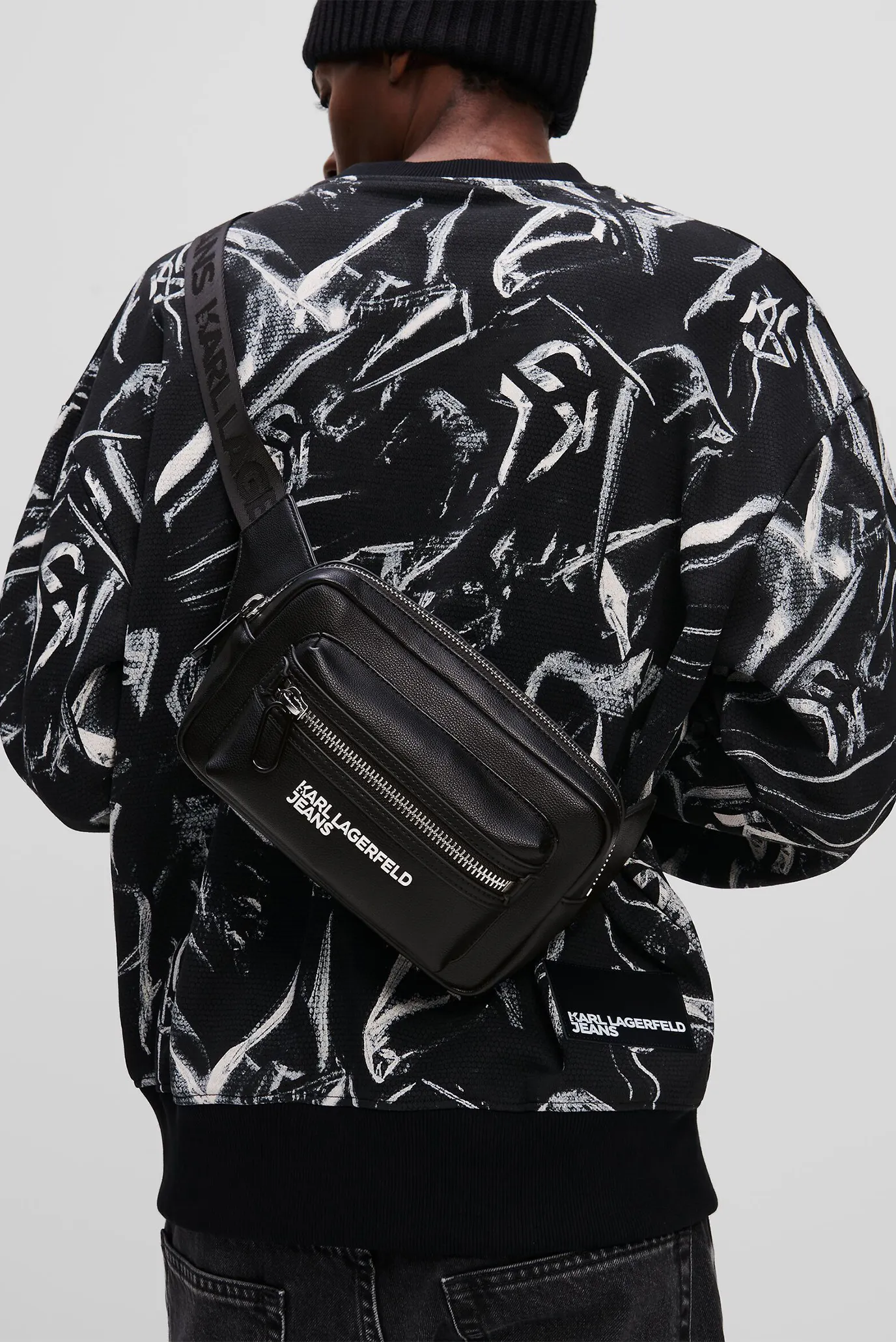 Чоловіча чорна поясна сумка KLJ ESSENTIAL GRAINY 2