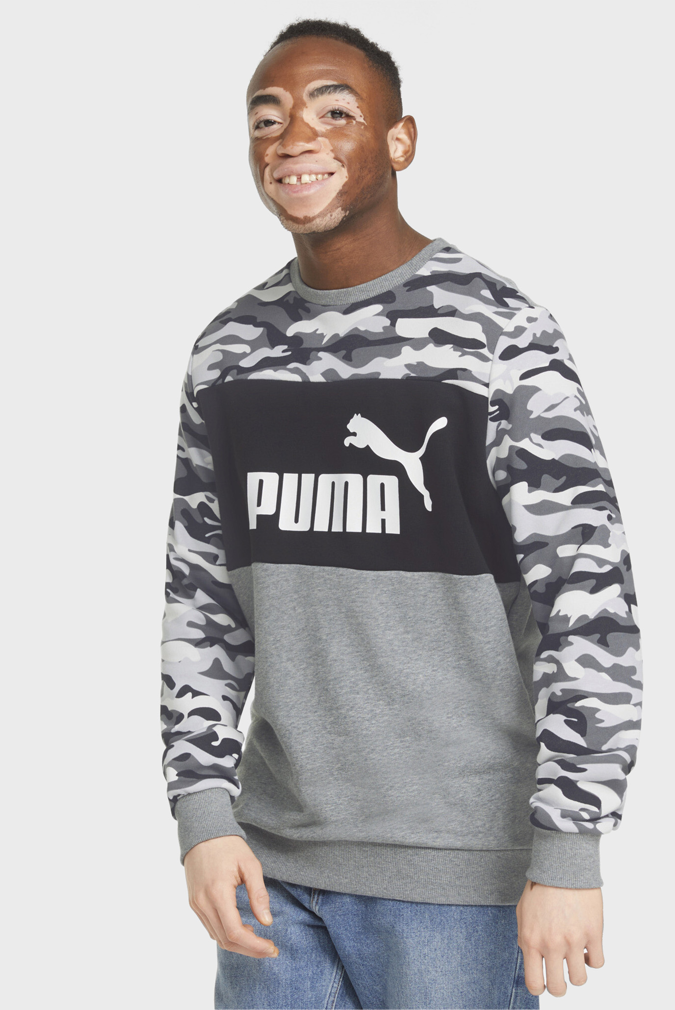 Мужской серый свитшот Essentials+ Camo Crew Neck Men's Sweater 1