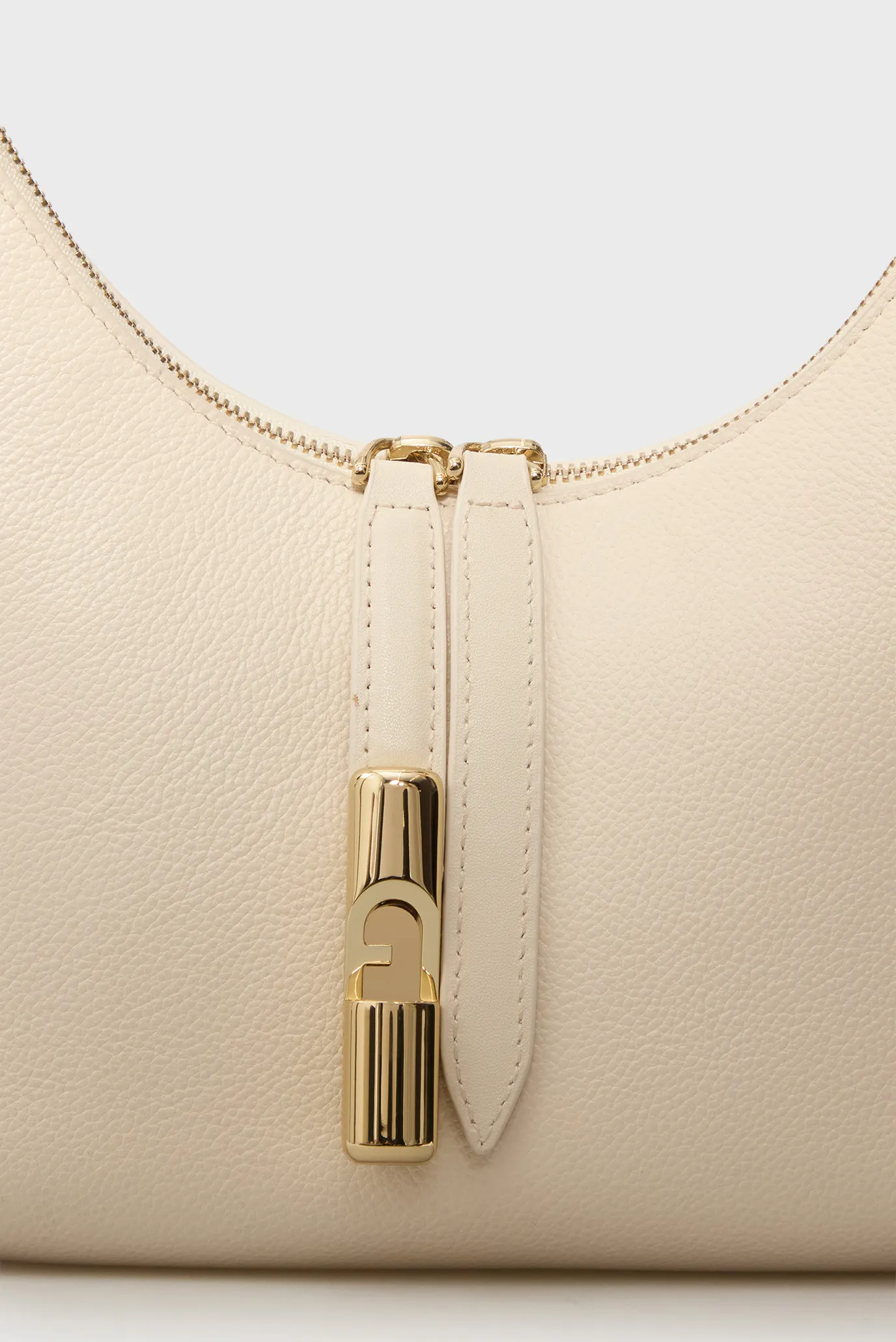 Женская белая кожаная сумка 2