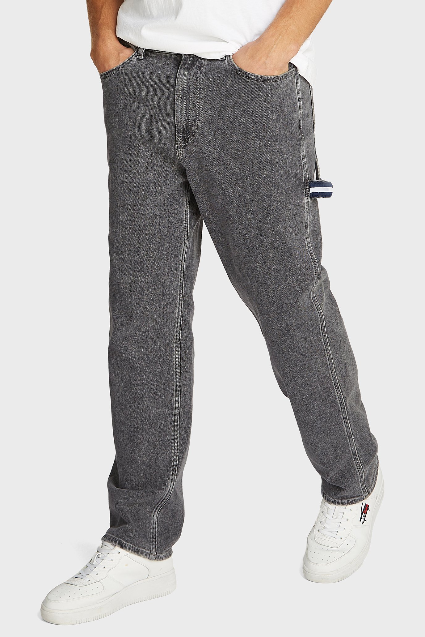 Мужские серые джинсы SKATER CARPENTER DG4171 Серый 33-32 Tommy Jeans DM0DM20475 Мужские серые джинсы SKATER CARPENTER DG4171 Серый 33-32 Tommy Jeans DM0DM20475