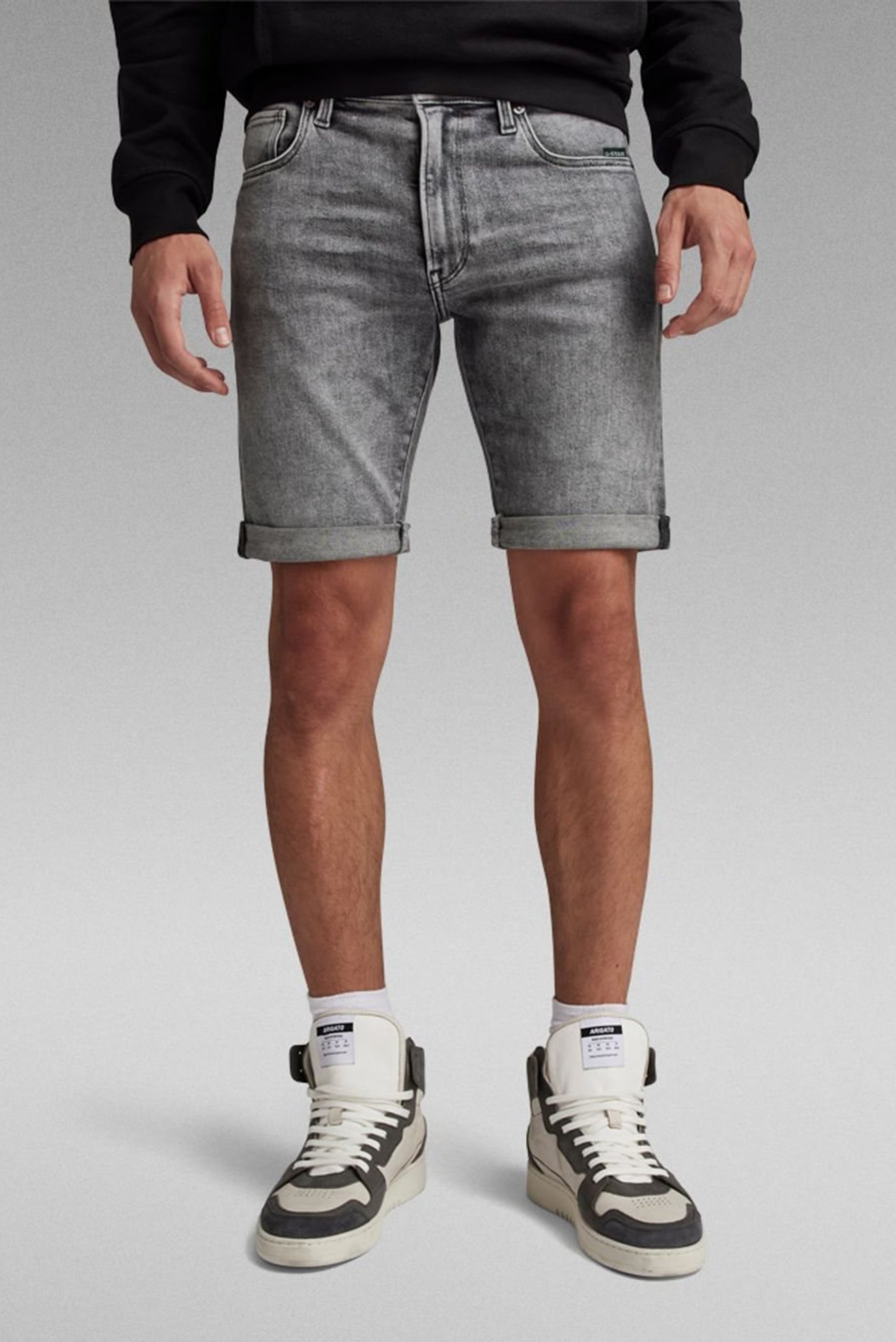 Чоловічі сірі джинсові шорти 3301 Slim Short 1