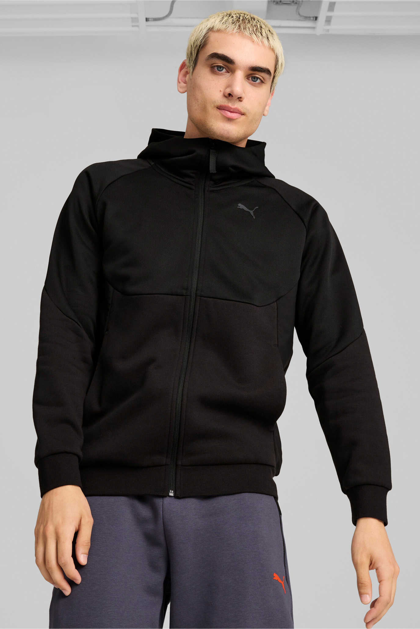 Мужское черное худи PUMATECH Full-Zip Hoodie Men 1