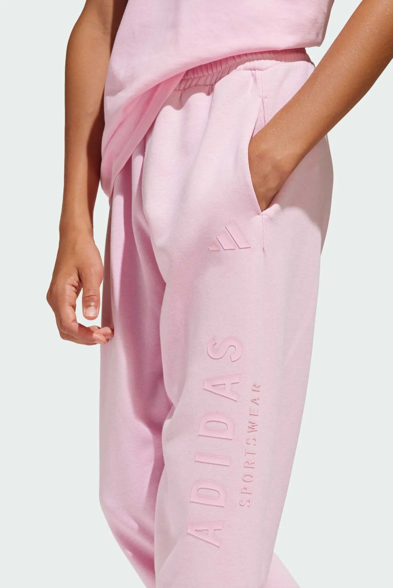 Дитячі рожеві спортивні штани J All Season GFX Kids 4