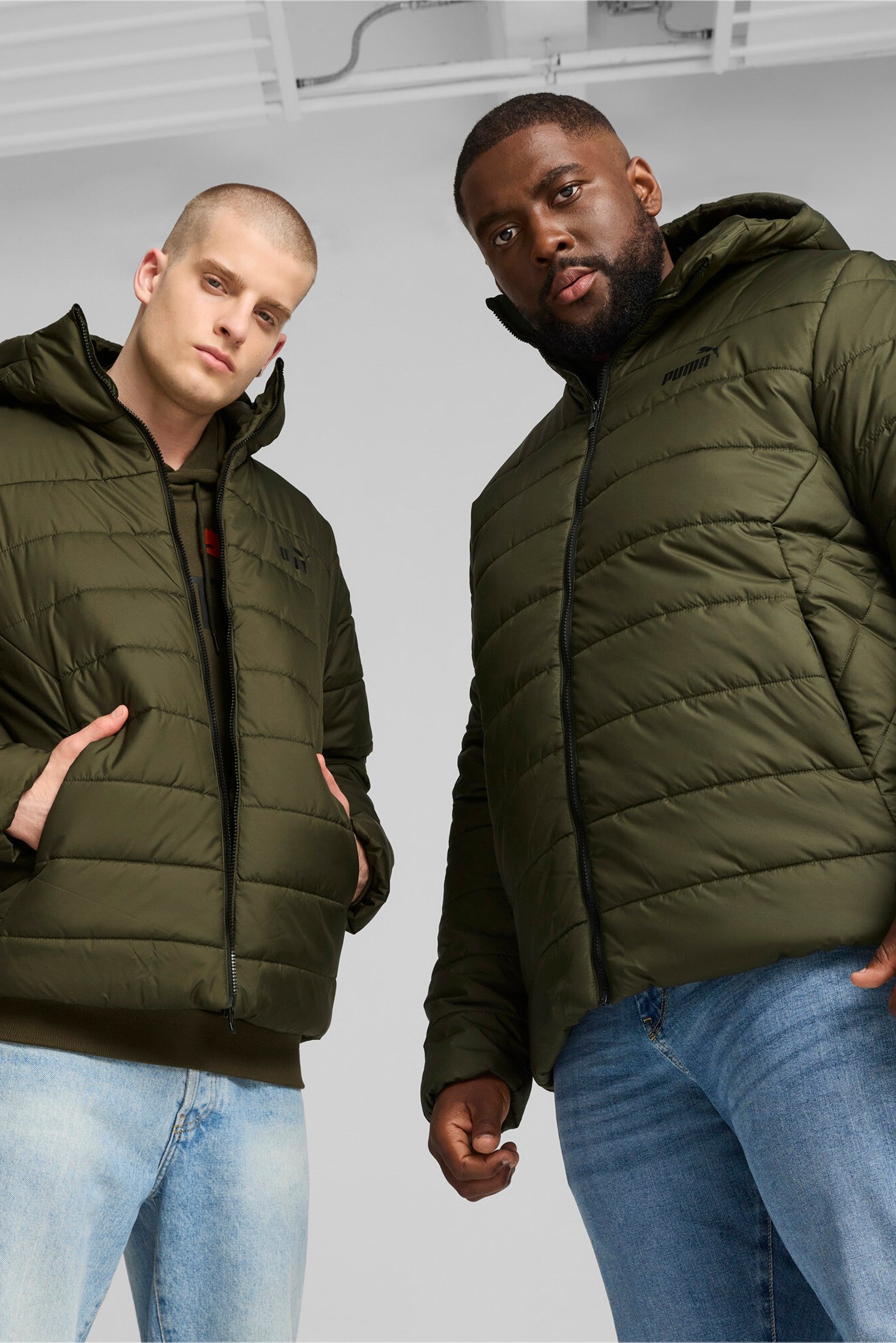 Чоловіча оливкова куртка Essentials Padded Jacket Men 1