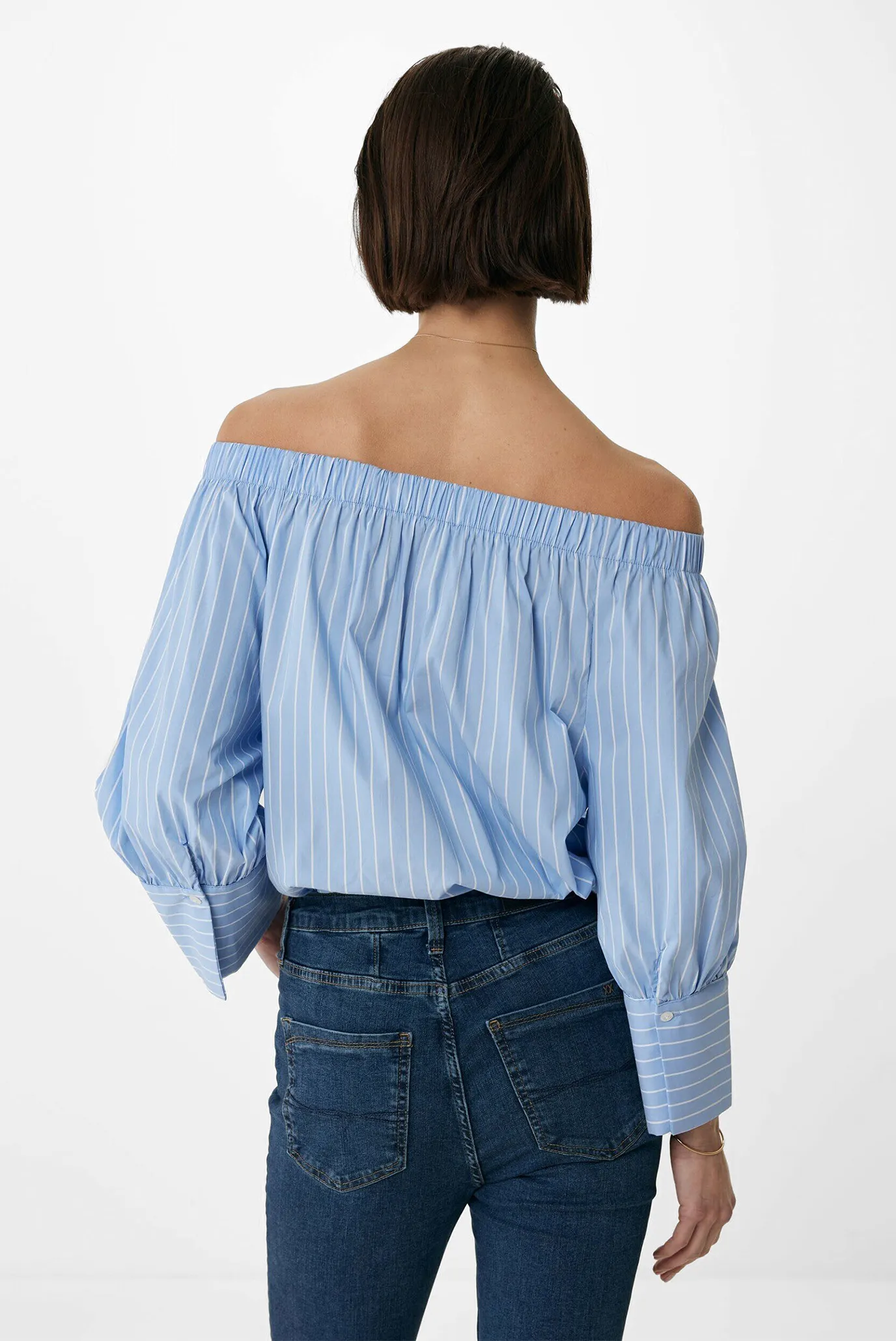 Жіноча блакитна блуза у смужку 3