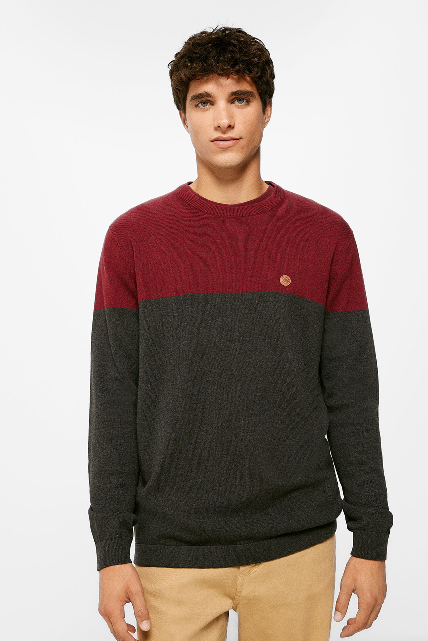 Чоловічий чорний светр 1