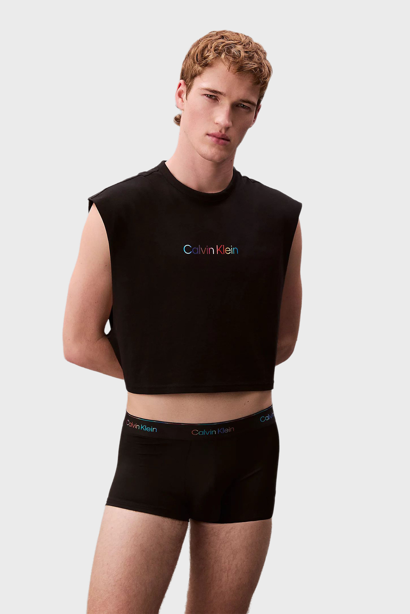 Мужские черные боксеры LOW RISE TRUNK Черный XXL Calvin Klein LV00NB4235 Мужские черные боксеры LOW RISE TRUNK Черный XXL Calvin Klein LV00NB4235