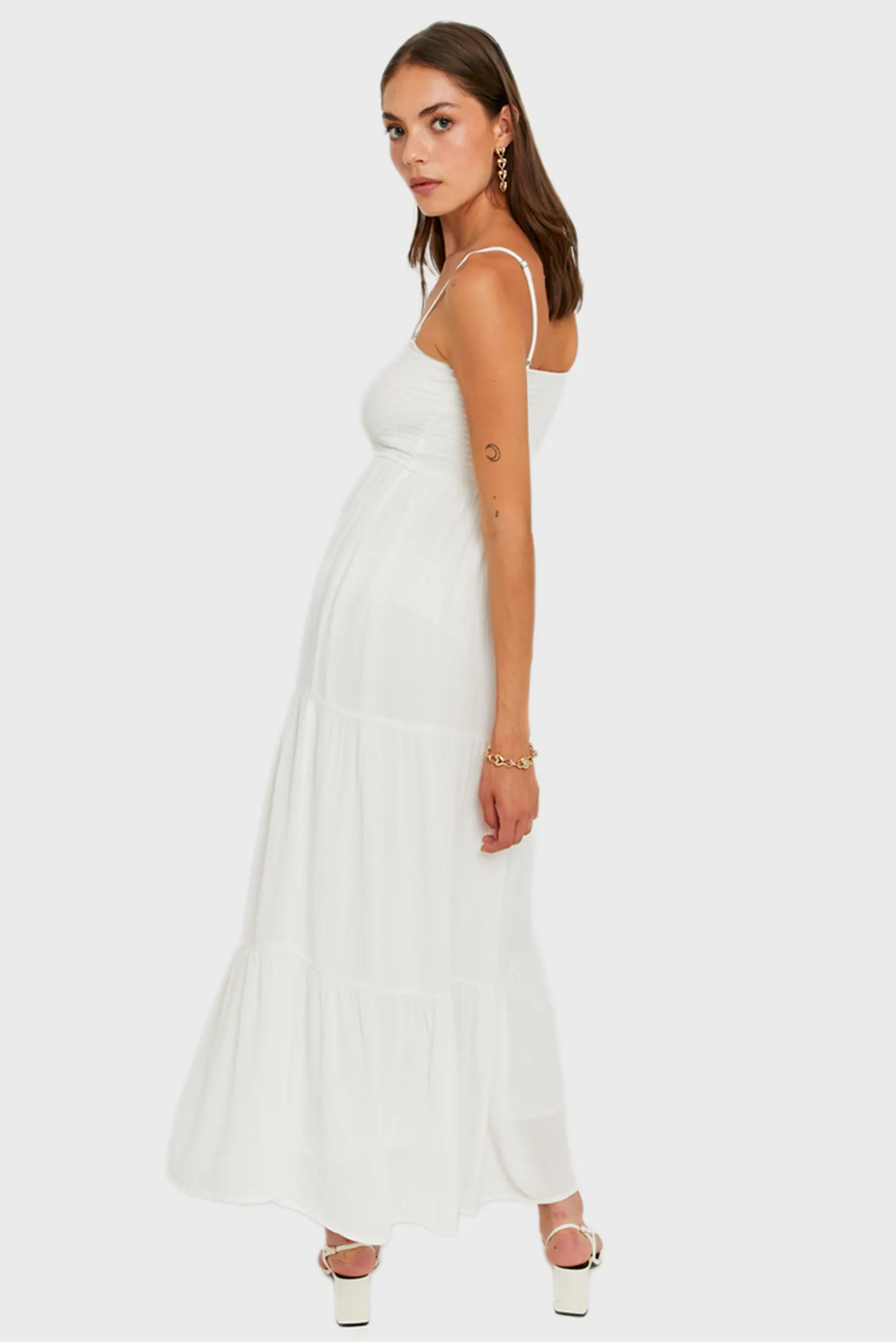 Жіноча біла сукня 2