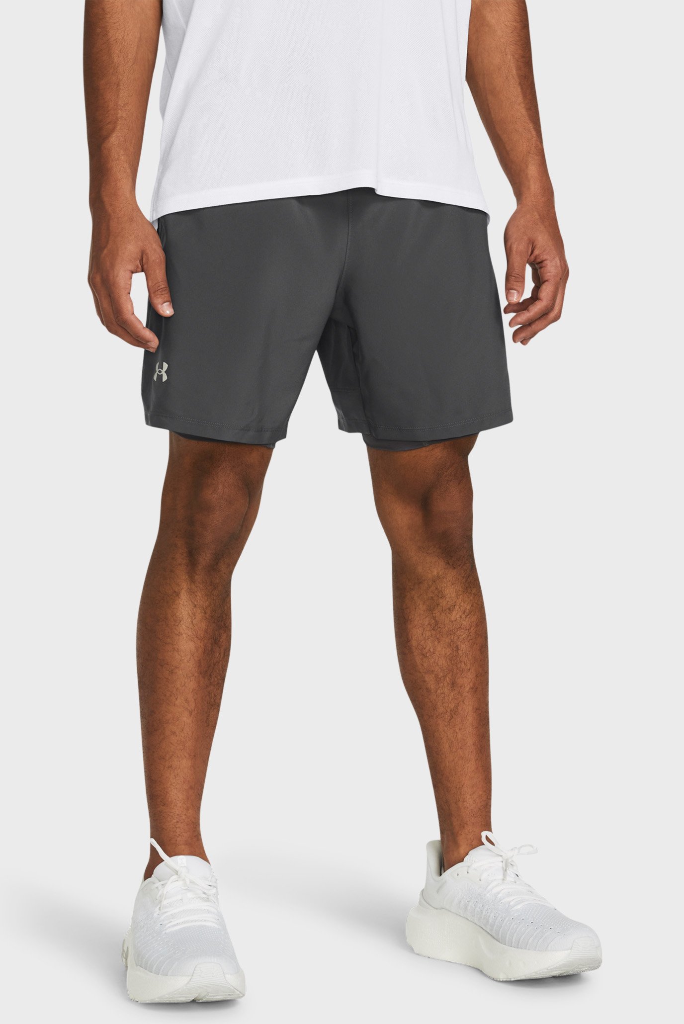 Чоловічі сірі шорти UA LAUNCH 7'' 2-IN-1 SHORTS 1