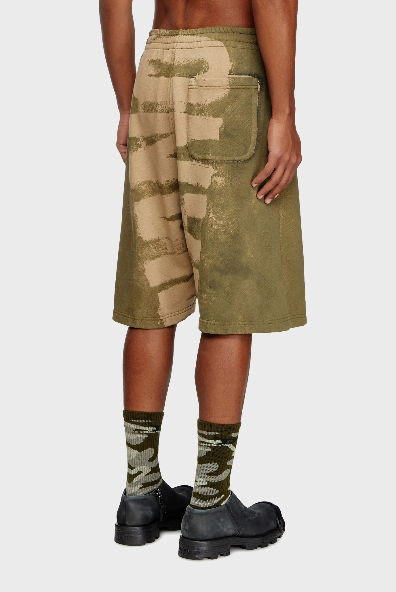 Чоловічі зелені шорти P-MARSHY-BLEEDING Diesel x Damiano David 2