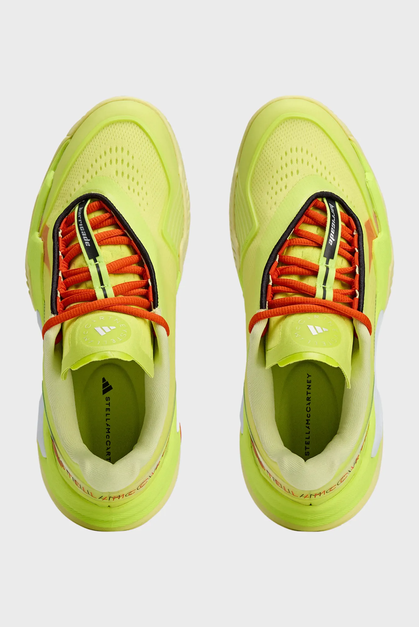 Женские салатовые кроссовки adidas By Stella McCartney Barricade 2