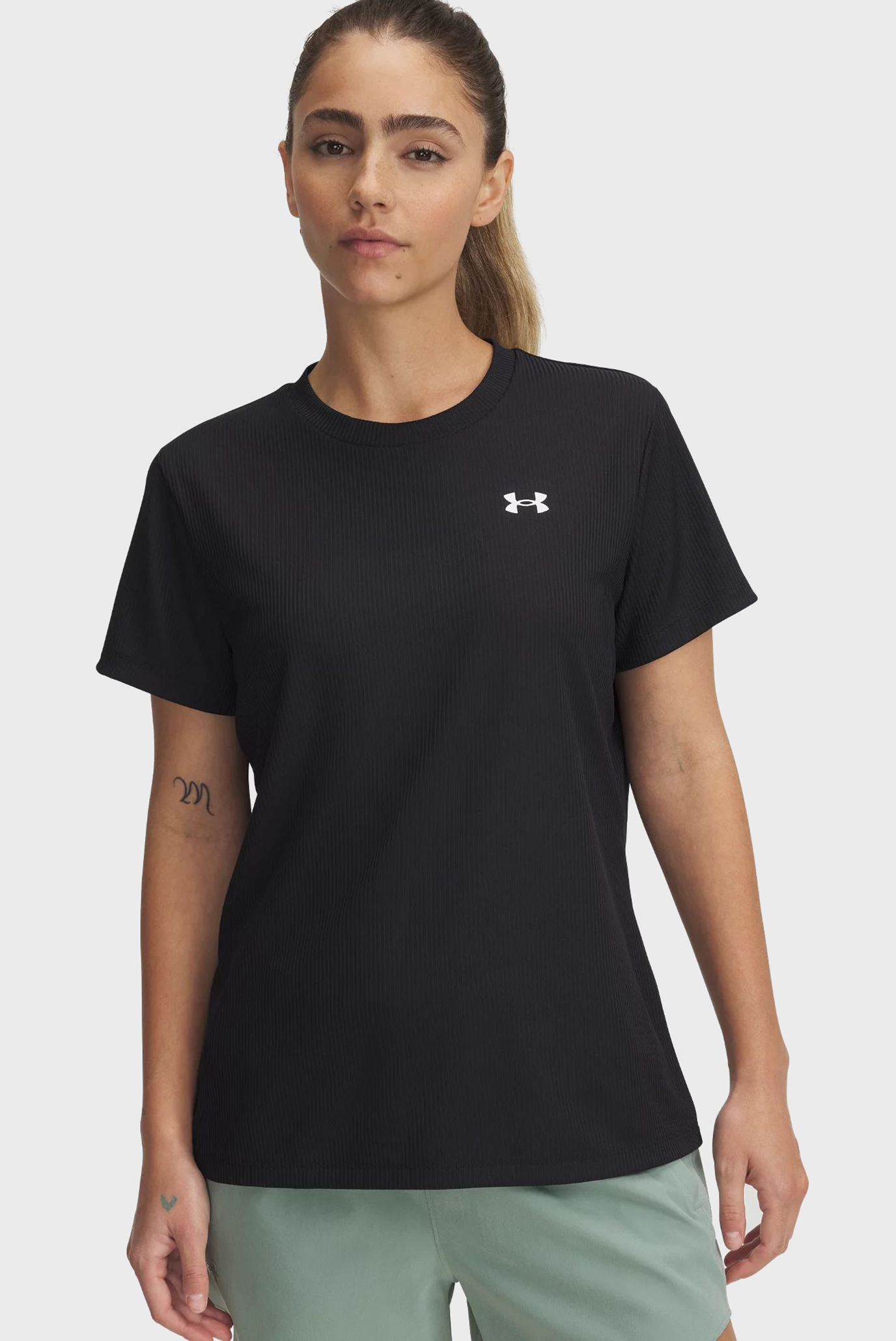 Женская черная футболка Tech Rib SSC Черный M Under Armour 1389852-001 Женская черная футболка Tech Rib SSC Черный M Under Armour 1389852-001