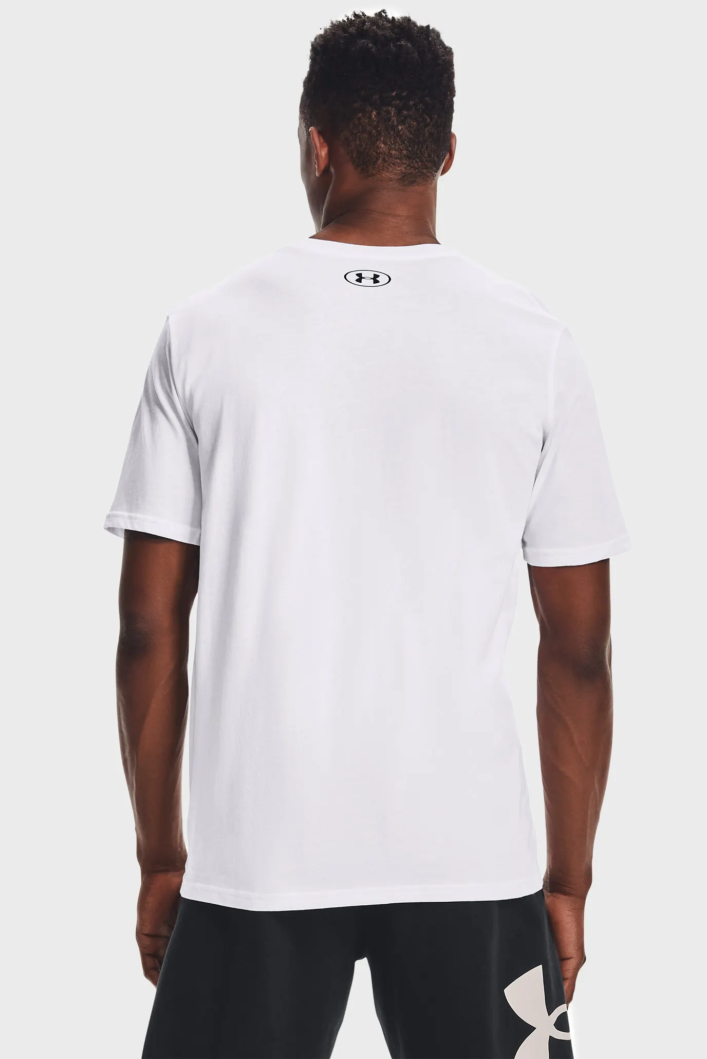 Чоловіча біла футболка SPORTSTYLE LEFT CHEST SS 3