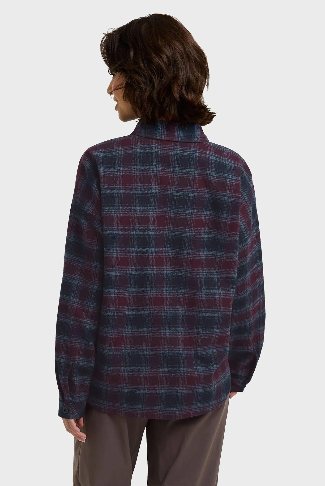 Женская темно-синяя рубашка в клетку 3