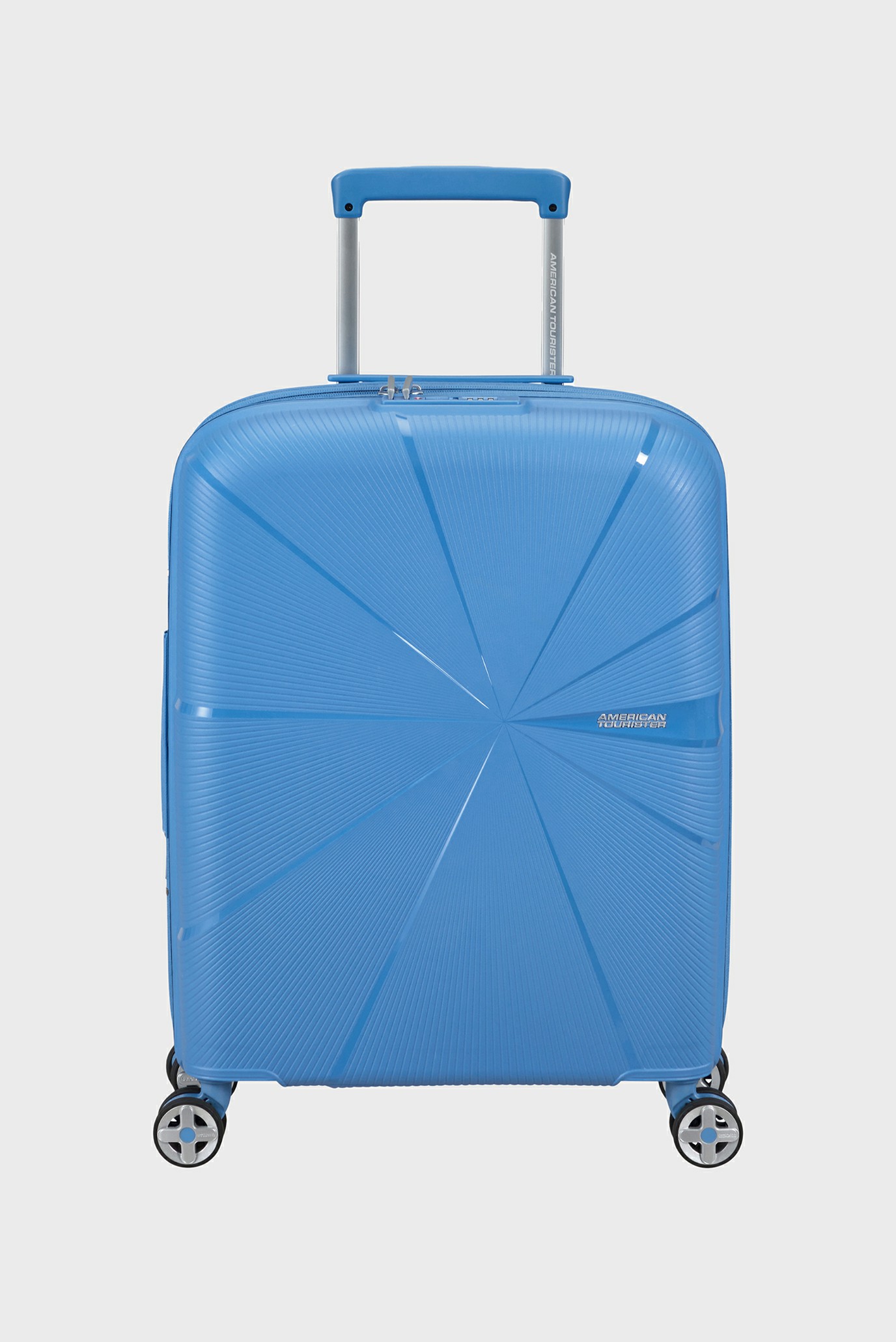 Голубой чемодан 55 см STARVIBE TRANQUIL 1