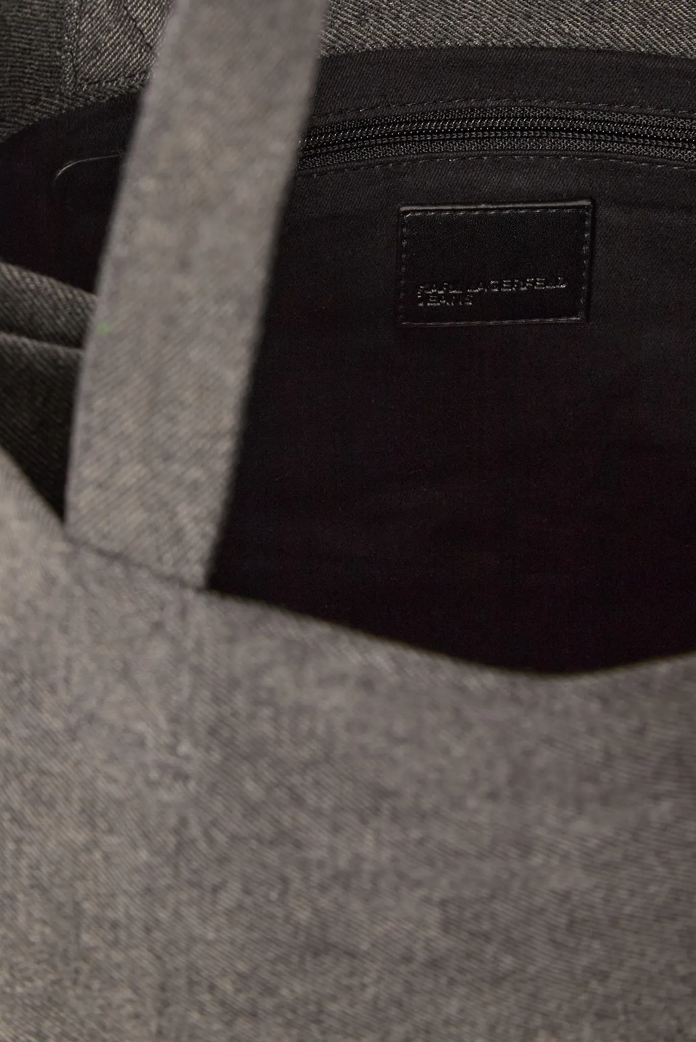 Жіночий темно-сірий джинсовий шопер ew logo 5