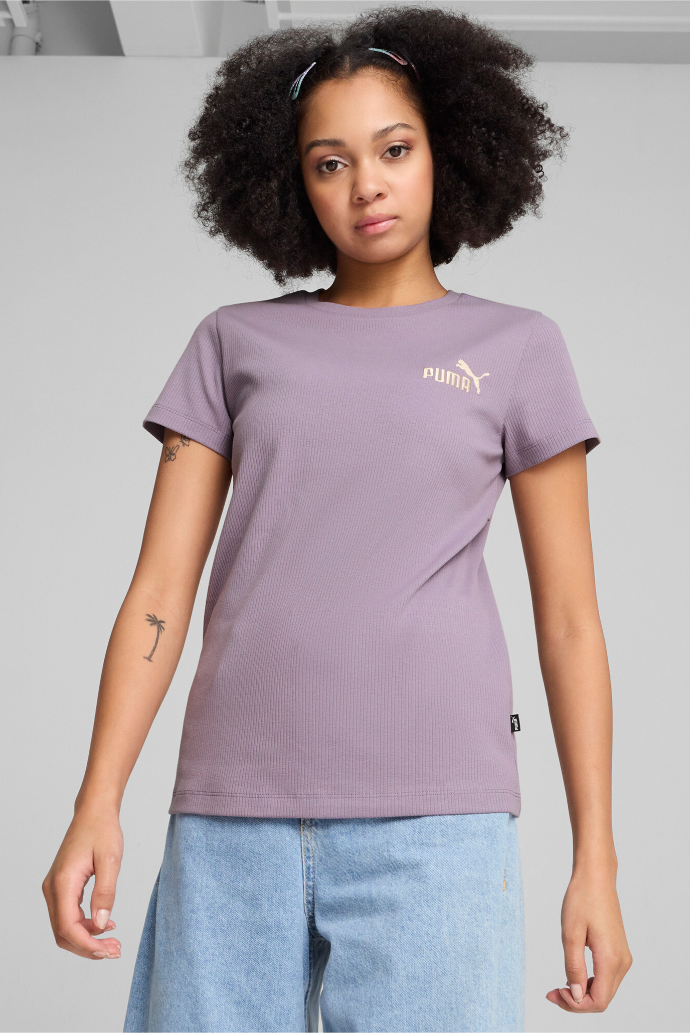 Женская сиреневая футболка ESS ELEVATED Tee Women 1