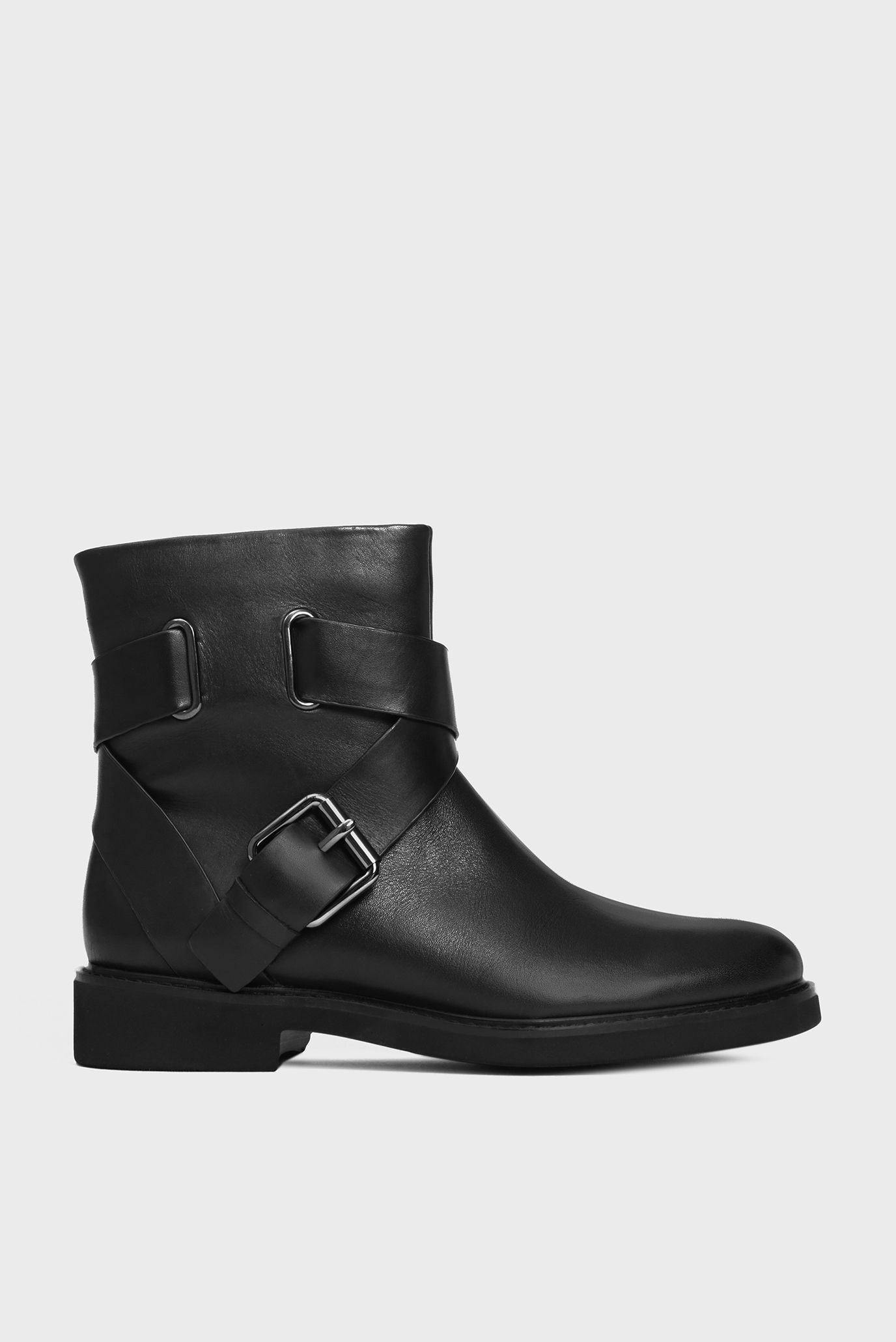 Женские черные кожаные ботинки Sulli 1