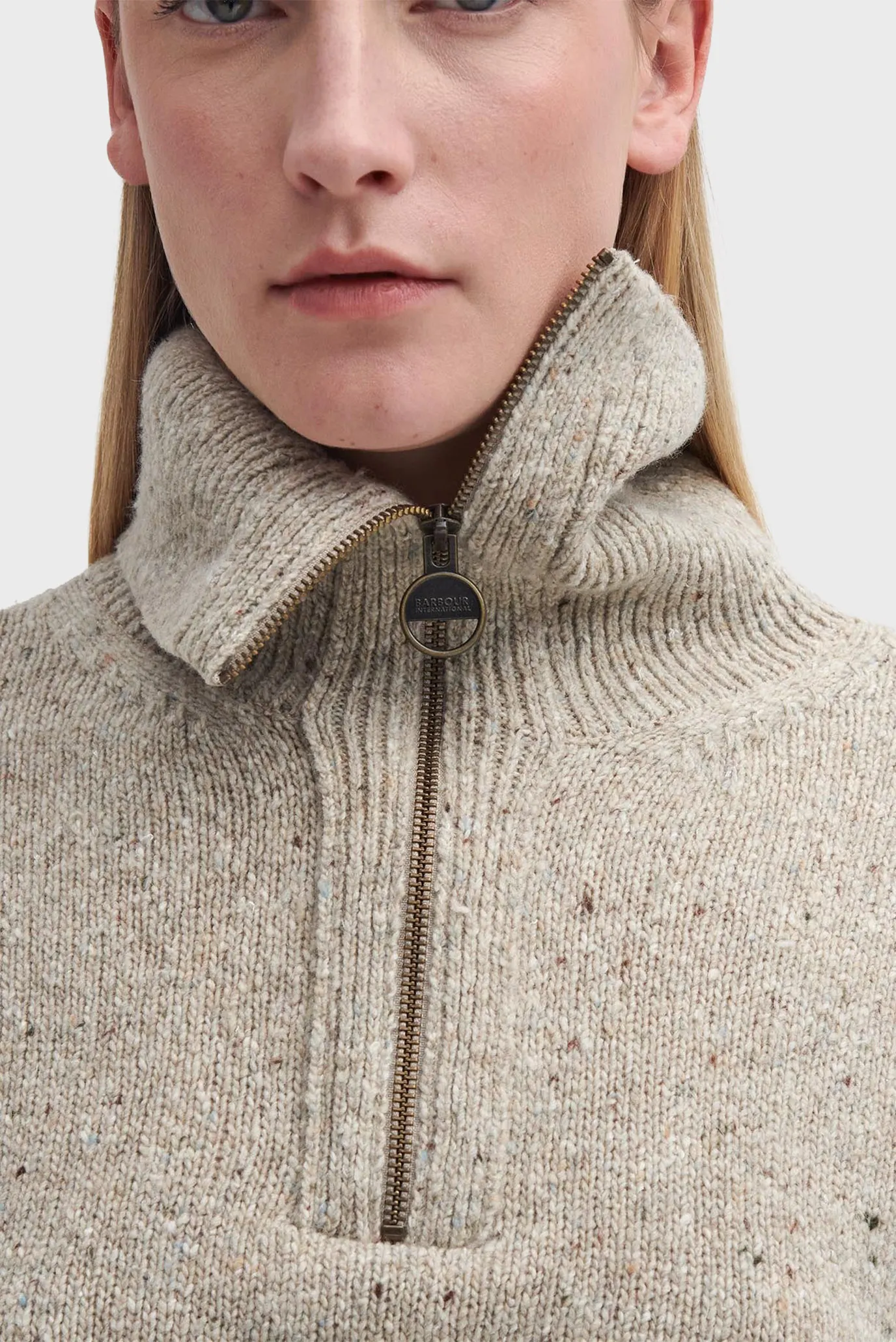 Женская бежевая шерстяная кофта 5