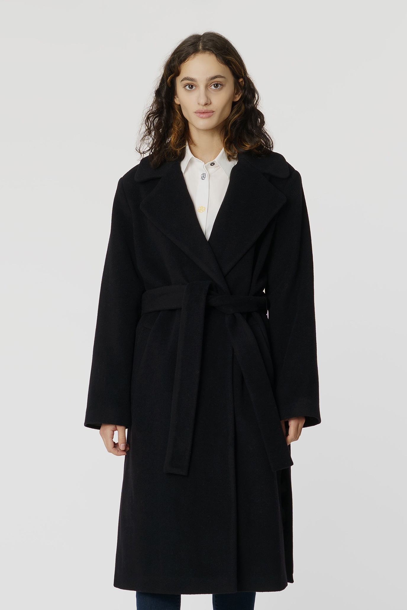 Жіноче чорне вовняне пальто 1