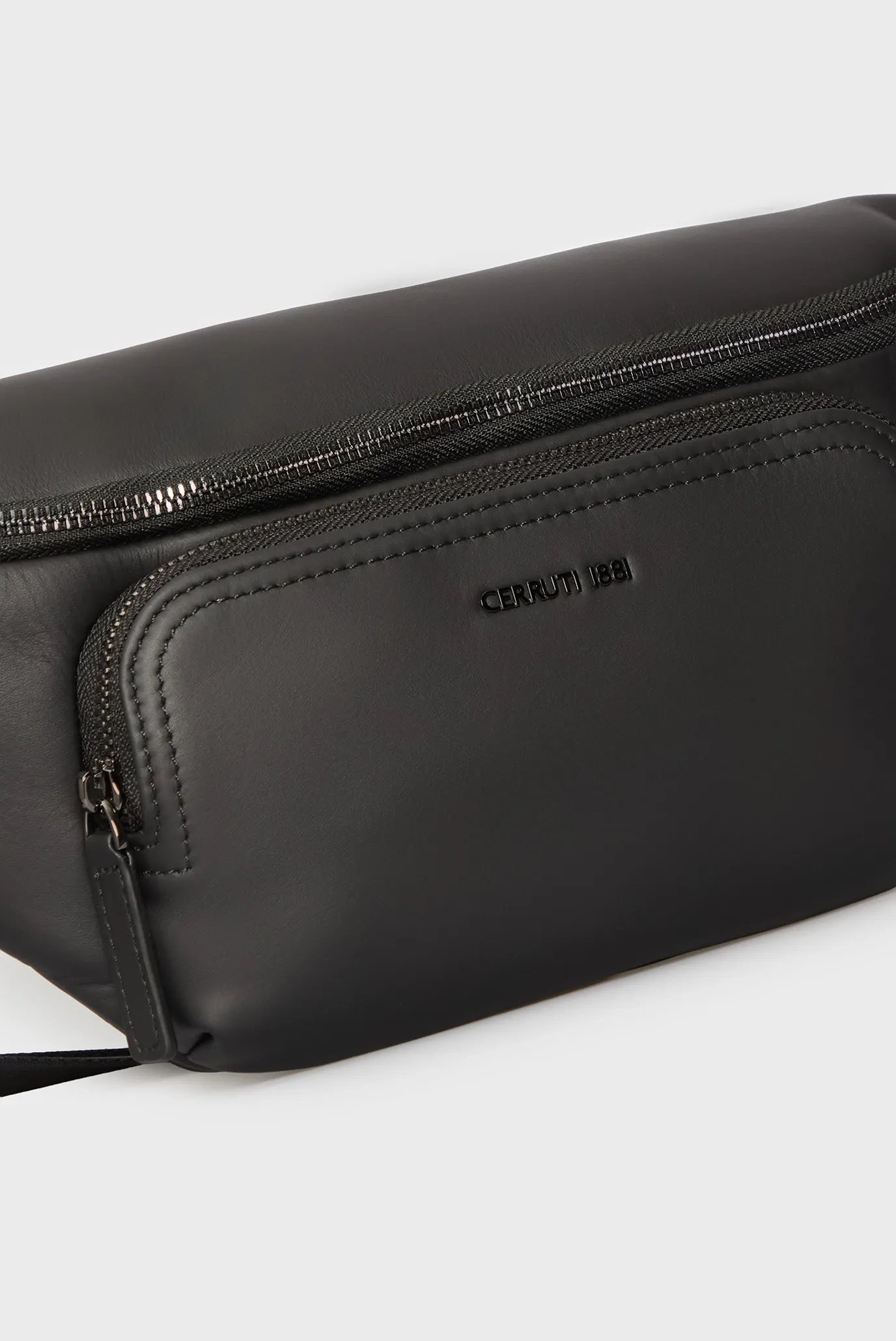 Чоловіча чорна шкіряна поясна сумка RORY 5