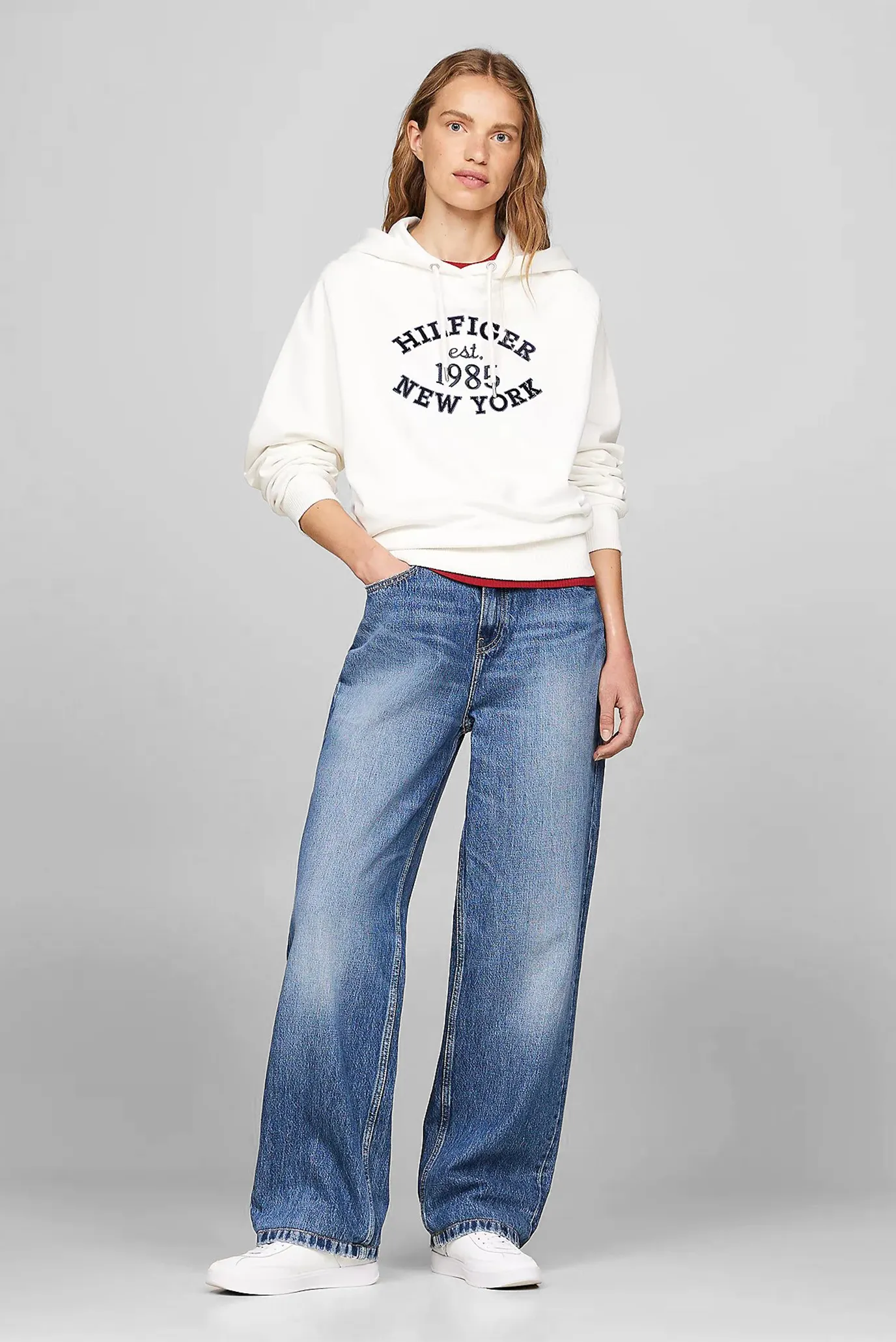 Жіноче біле худі MDRN REG VARSITY 2